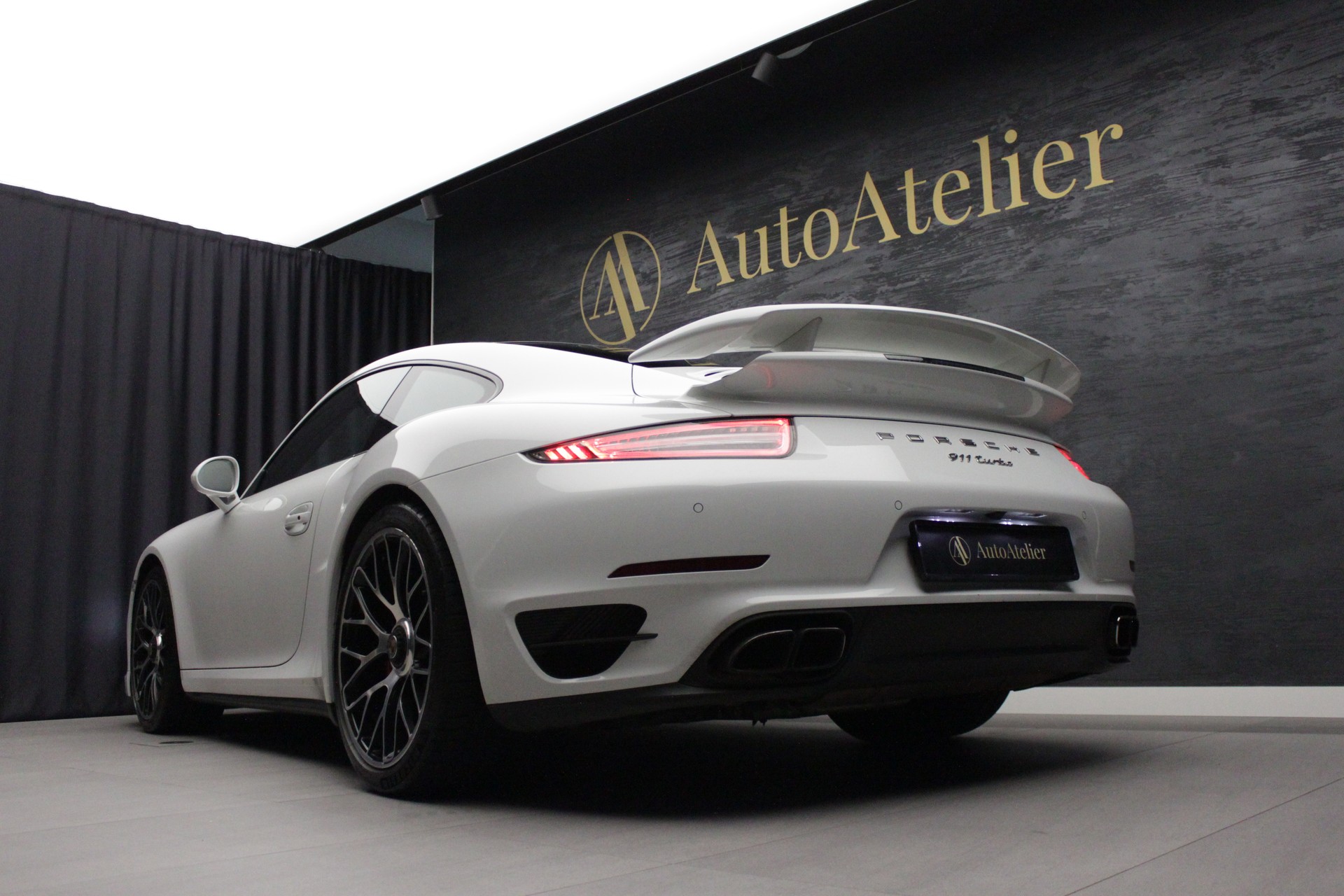 PORSCHE 911 Turbo PDK-image-11