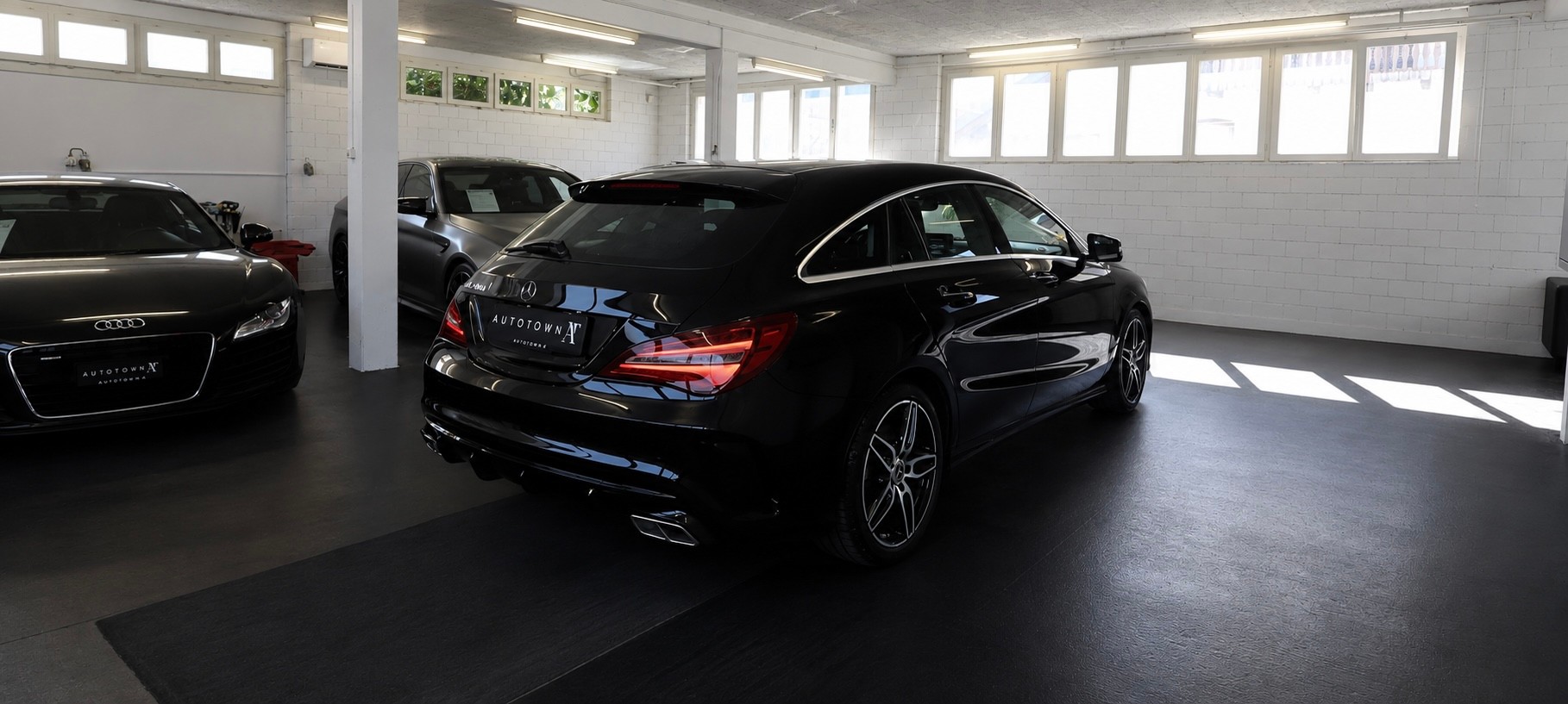 MERCEDES-BENZ CLA Shooting Brake 200 d 7G-DCT-showroom-element-1