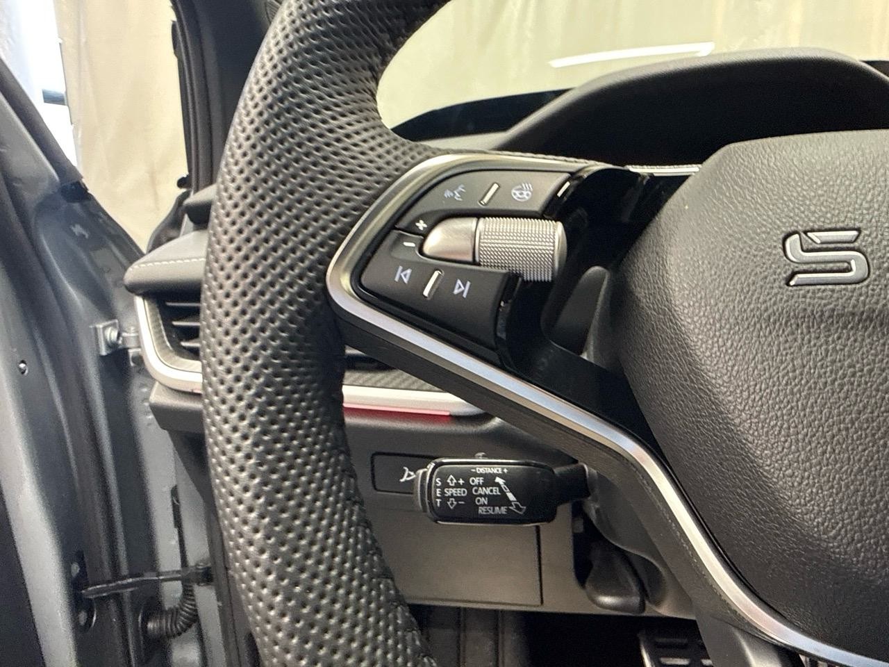 SKODA Elroq 85 Sportline-image-7