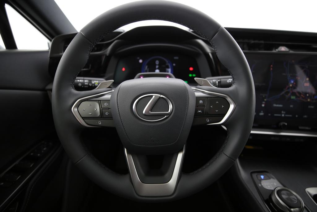 LEXUS RZ 450e Comfort-image-5