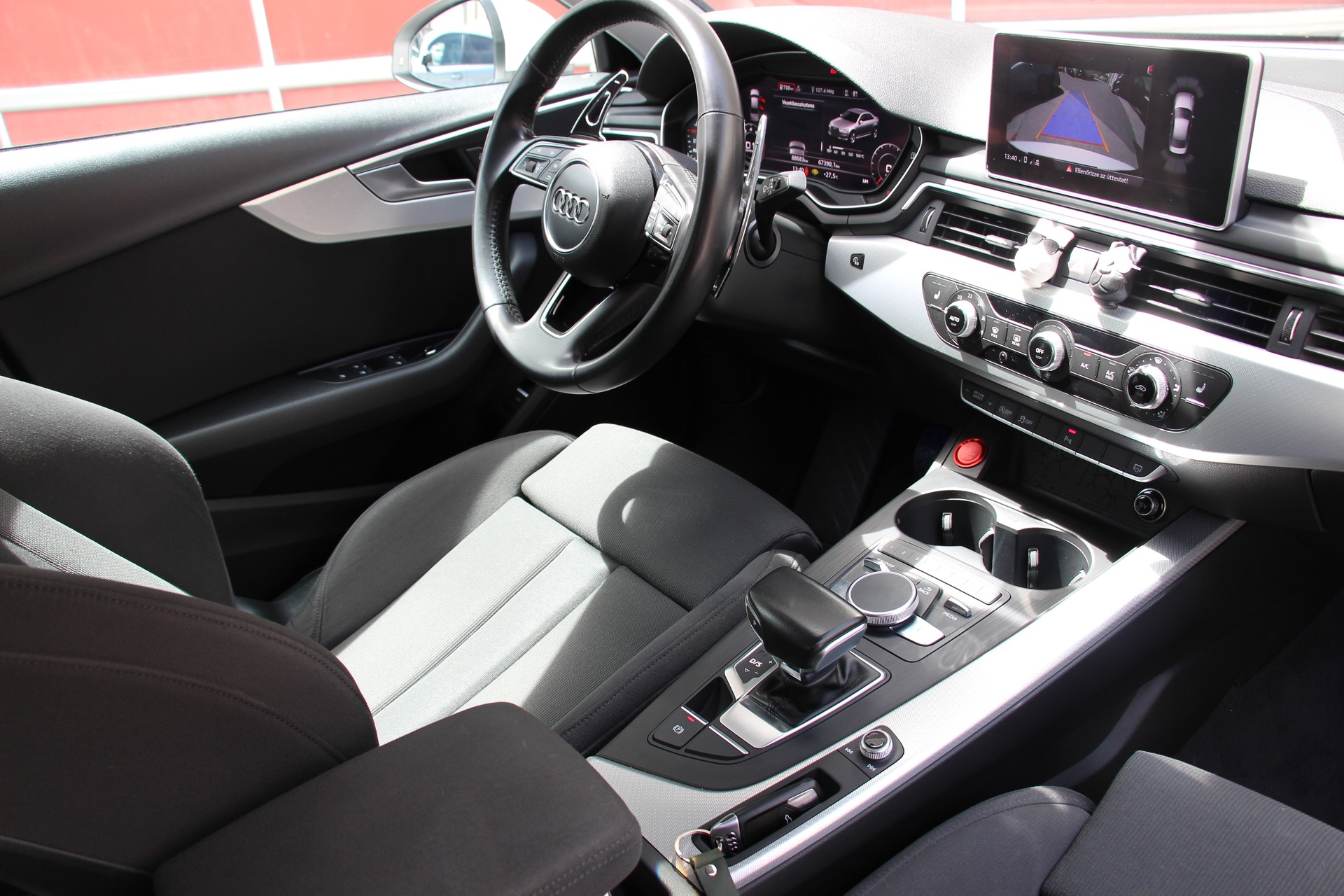 AUDI A4 Limousine 2.0 TFSI Sport S-tronic-image-7