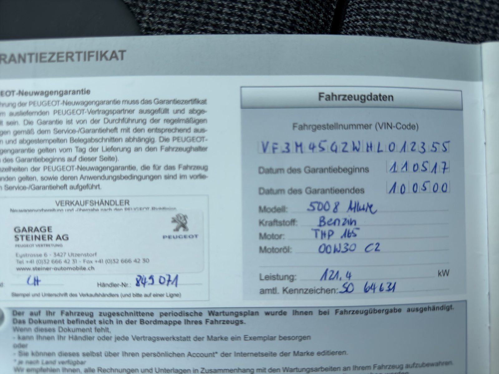 PEUGEOT 5008 1.6 THP Allure EAT-image-24