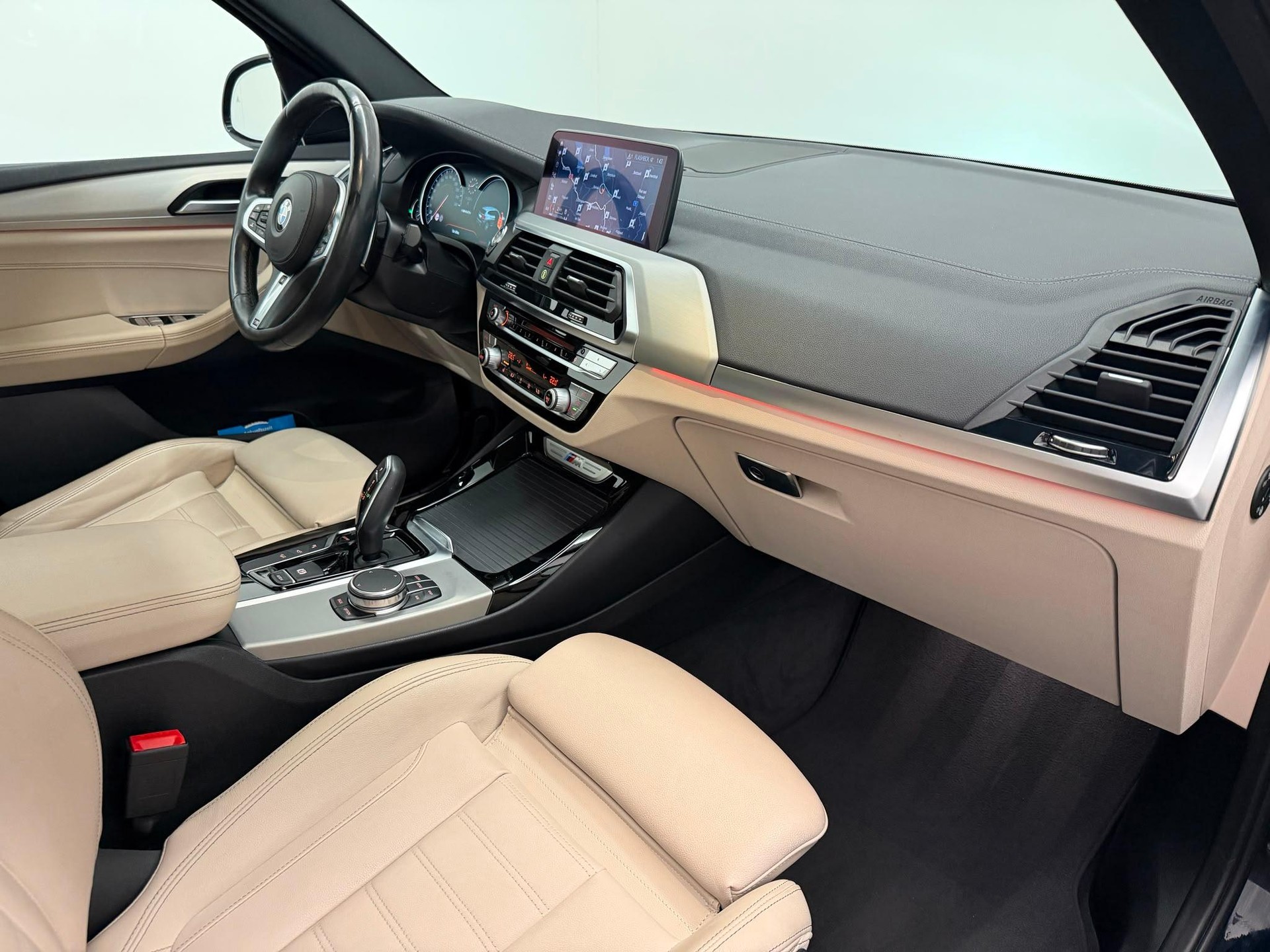 BMW X3 M40i-image-10