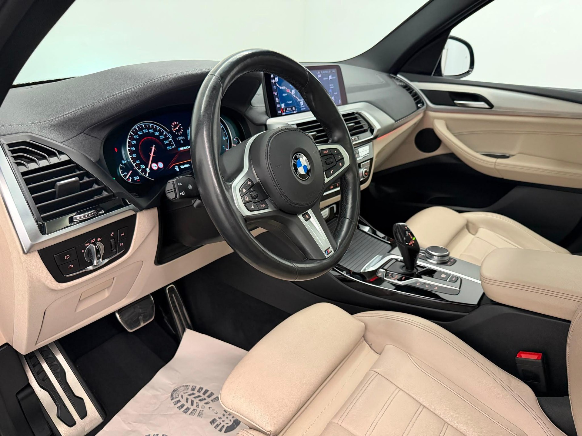 BMW X3 M40i-image-9