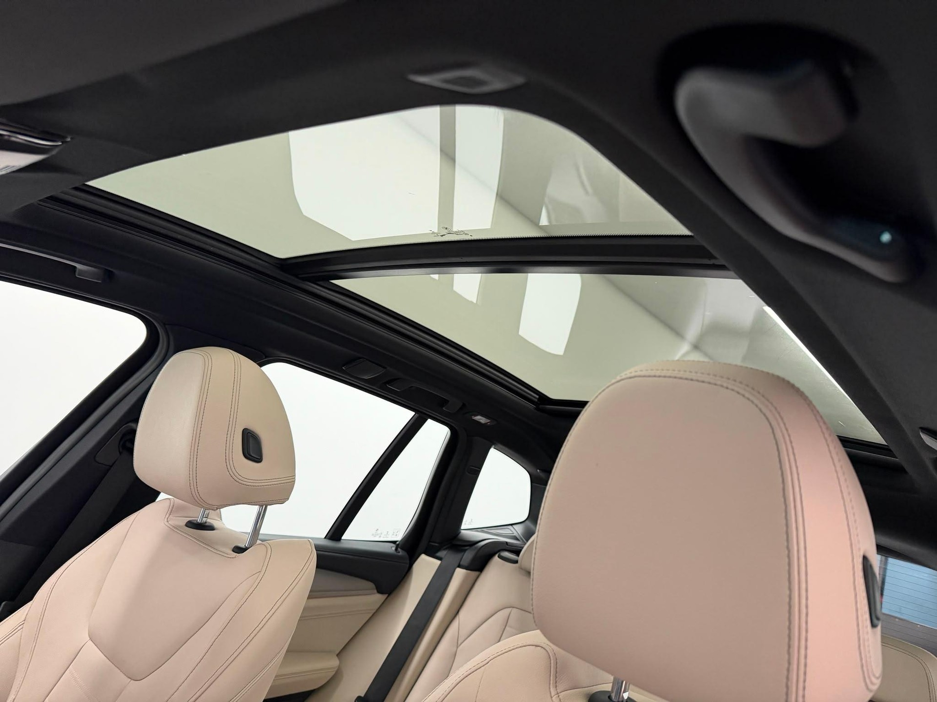 BMW X3 M40i-image-14