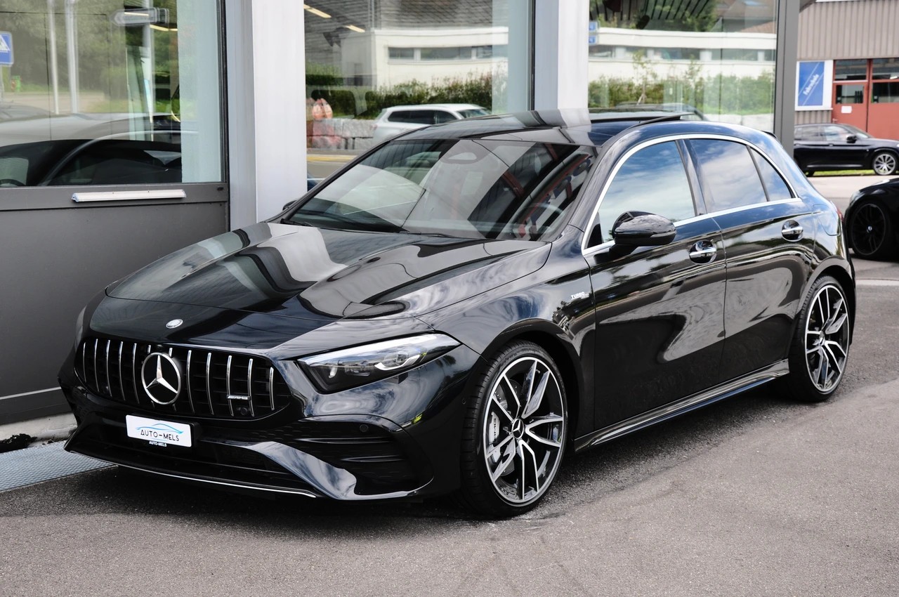MERCEDES-BENZ A AMG 35 4Matic+ 8G-DCT-showroom-element-3
