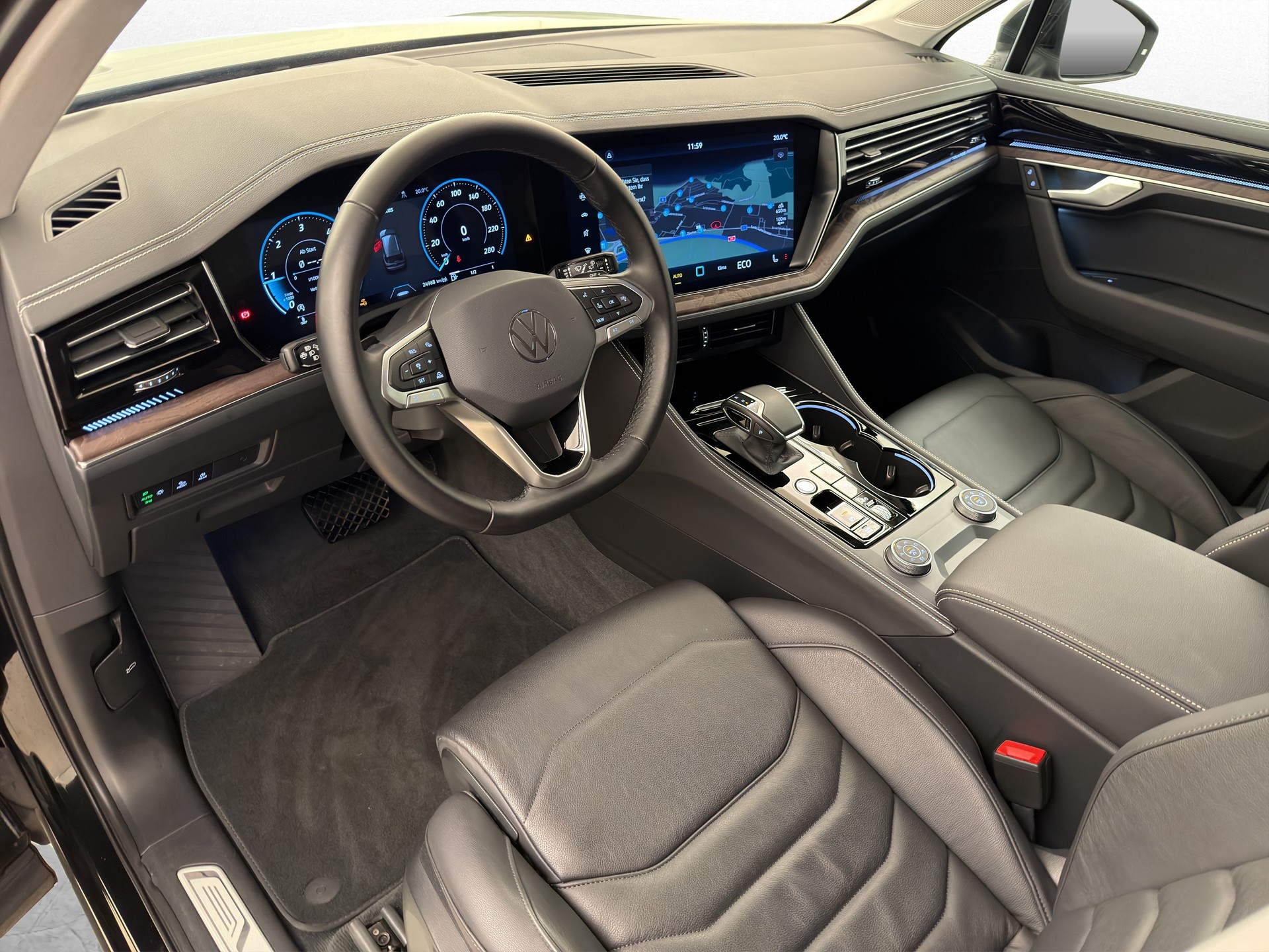 VW Touareg 3.0 V6 TDI Elegance 4Motion-image-19