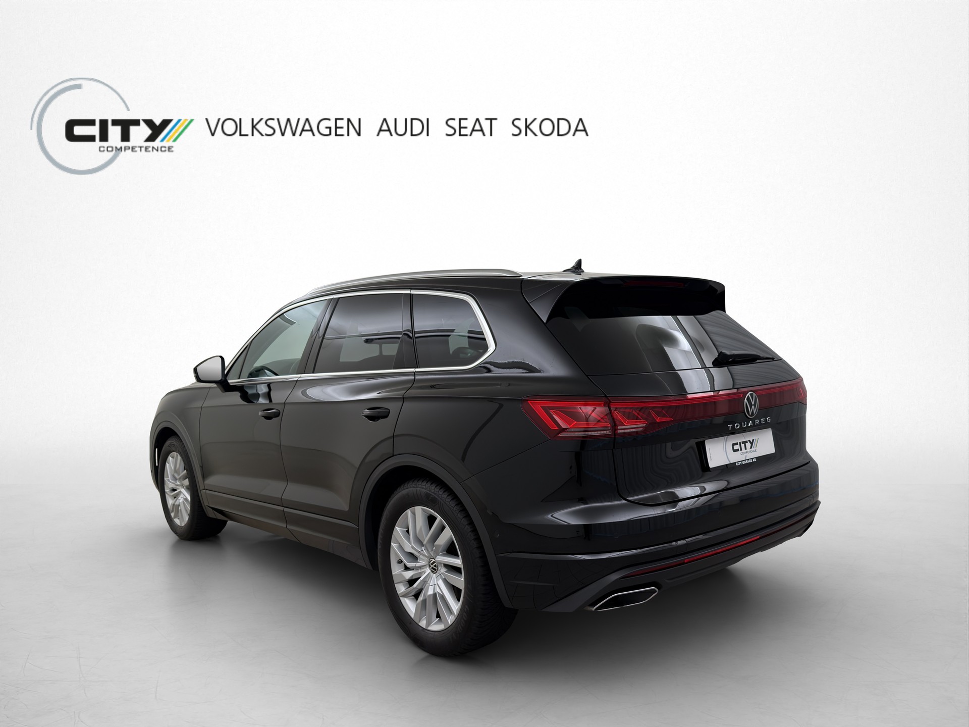 VW Touareg 3.0 V6 TDI Elegance 4Motion-showroom-element-3