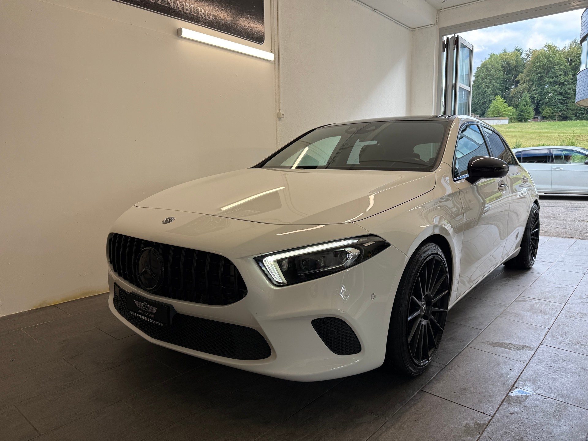 MERCEDES-BENZ A 220 AMG Line 7G-DCT 4Matic Ab 300.- pro Monat