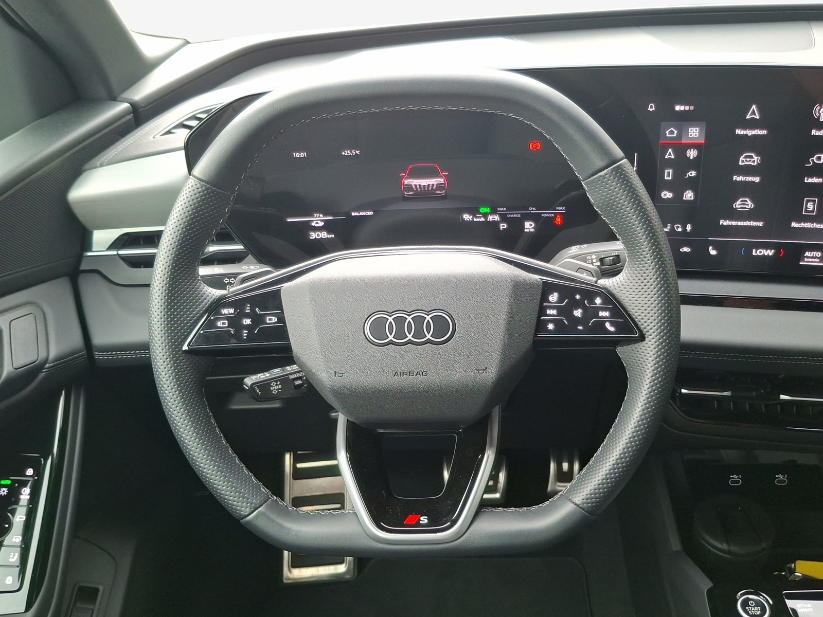AUDI Q6 e-tron quattro-image-10