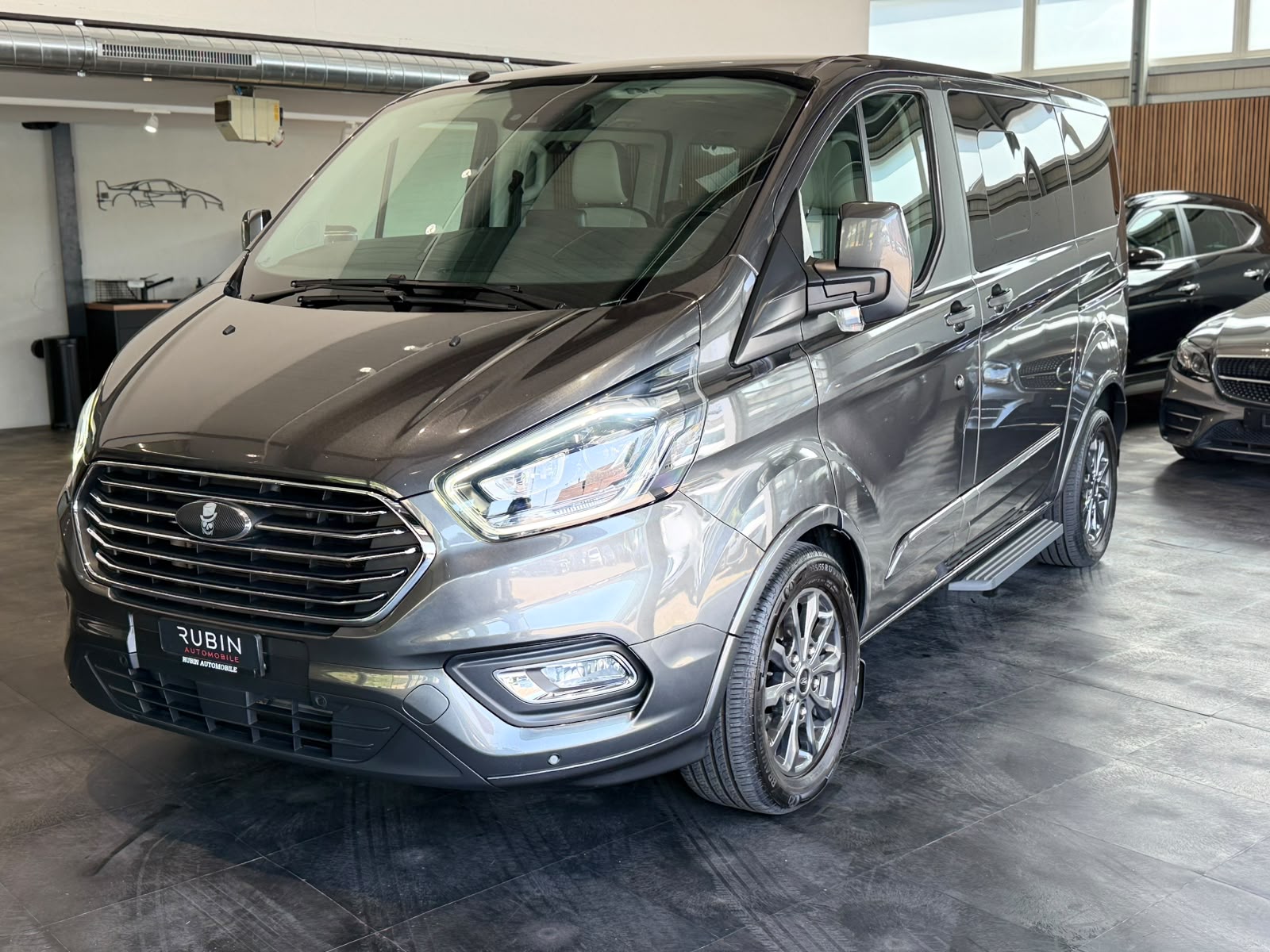 FORD Tourneo Custom 310 L1H1 Titanium SelectShift A