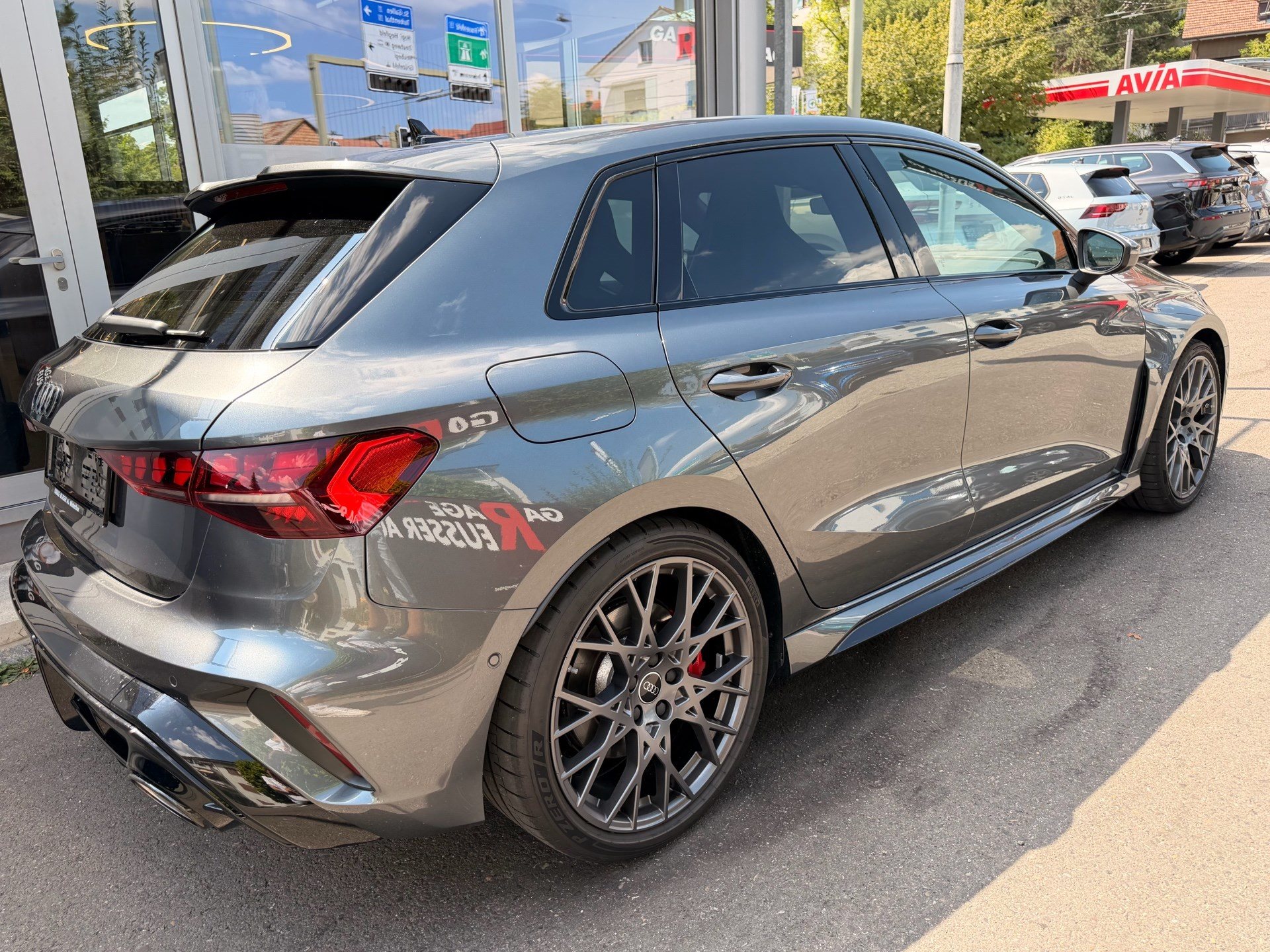 AUDI RS3 SPORTBACK 2.5 400 PS TFSI QUATTRO *** SCHALENSITZE ***-showroom-element-3