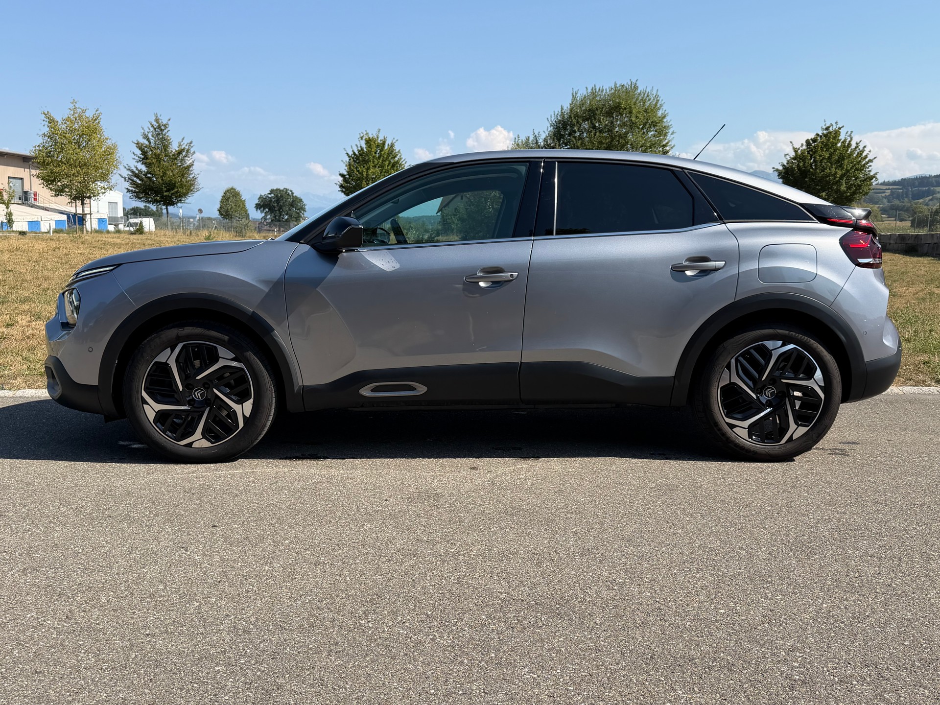 CITROEN C4 1.2 Pure Tech Feel EAT8-image-3