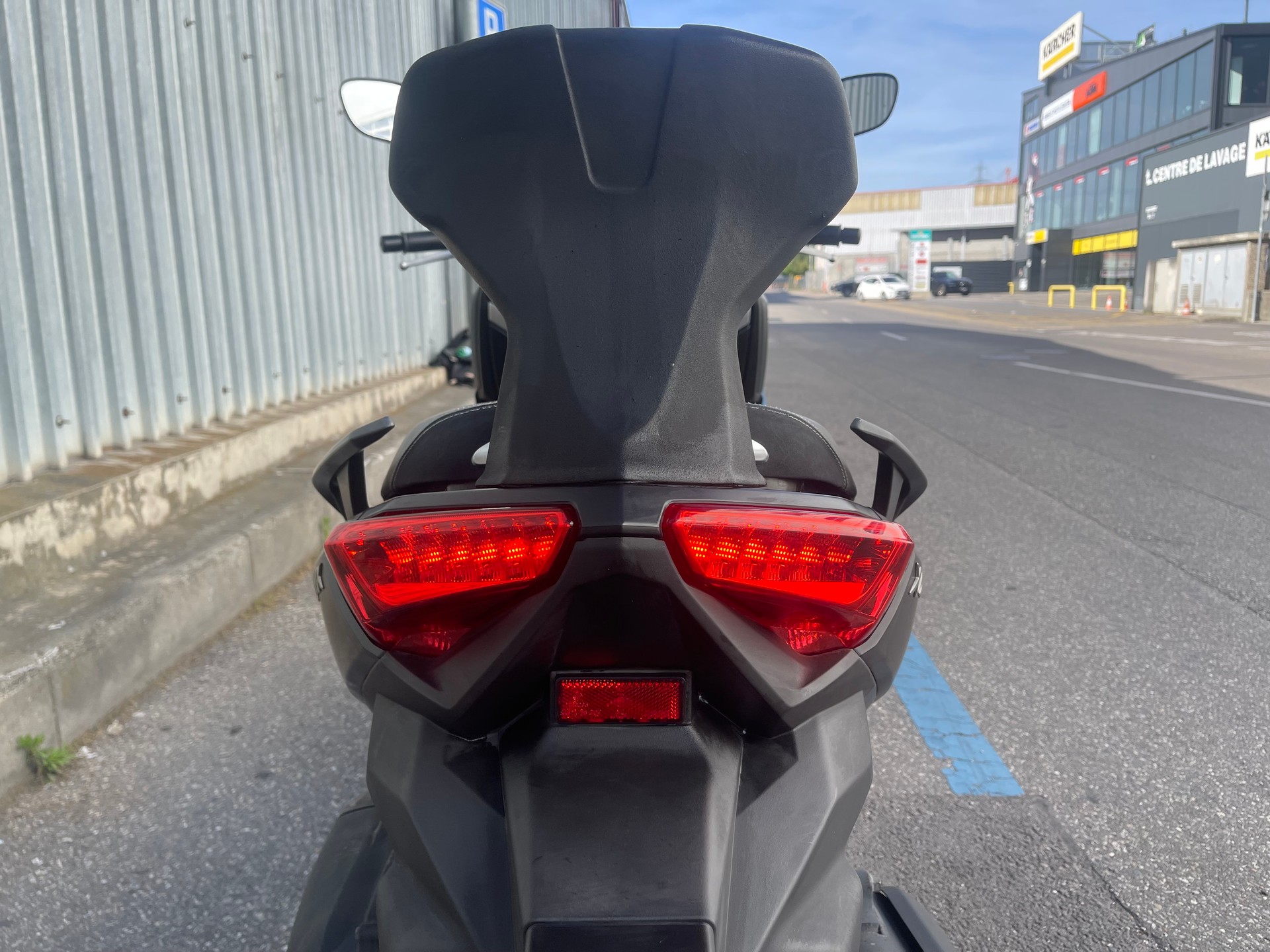 YAMAHA X-MaxYP 125 R ABS Momo-image-6