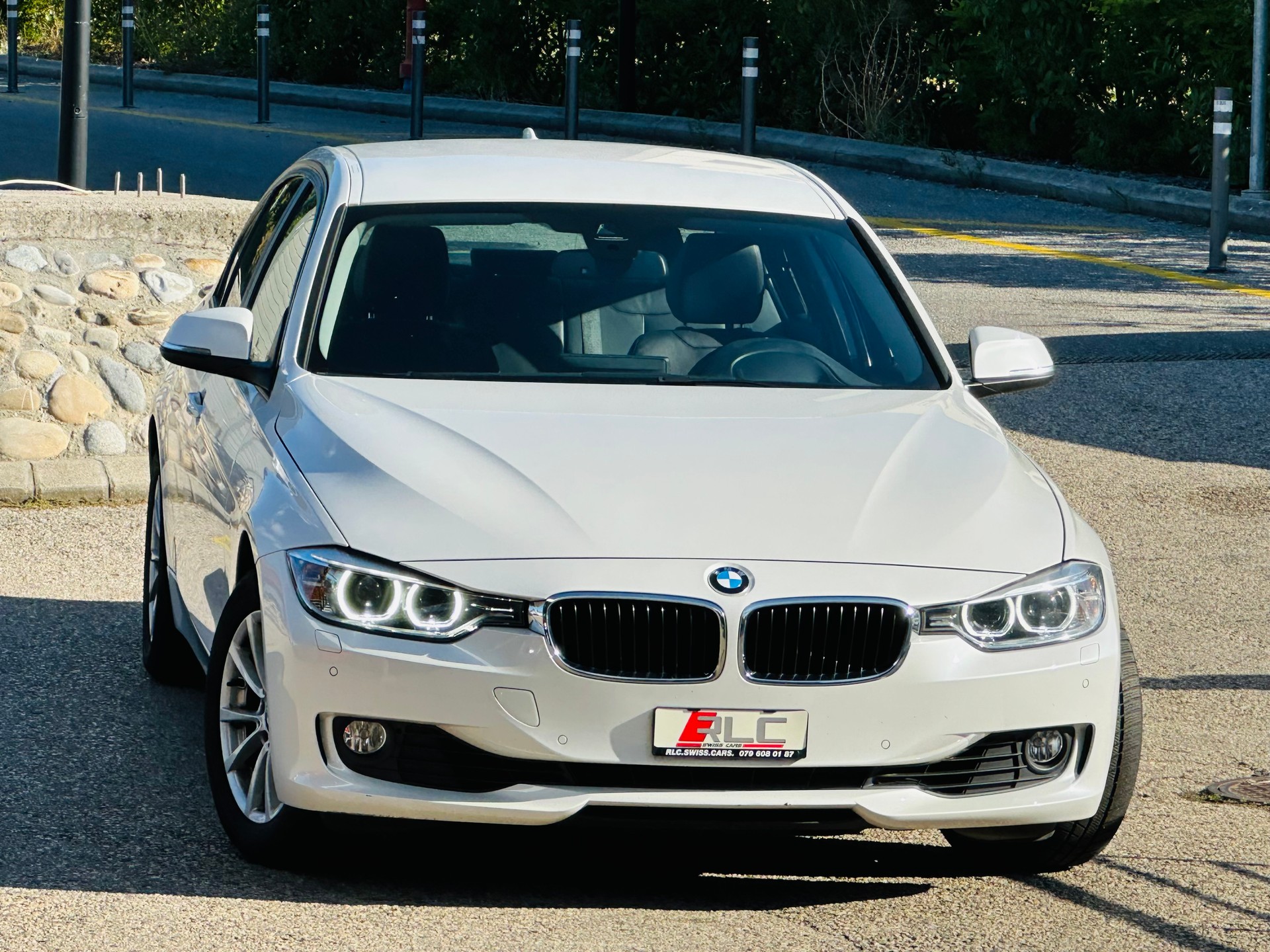 BMW 320i Sport Line Steptronic