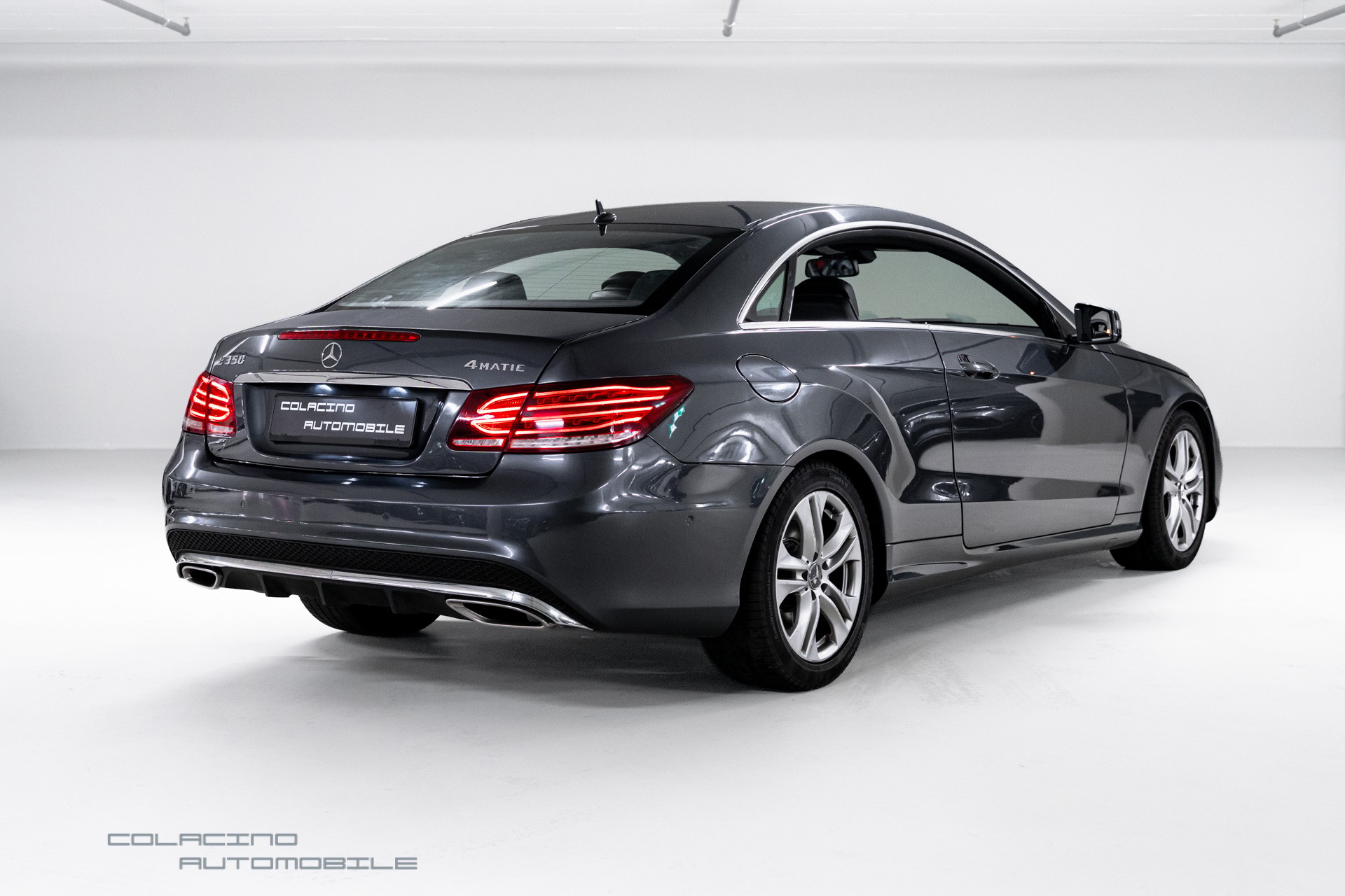 MERCEDES-BENZ E 350 4Matic 7G-Tronic-showroom-element-1