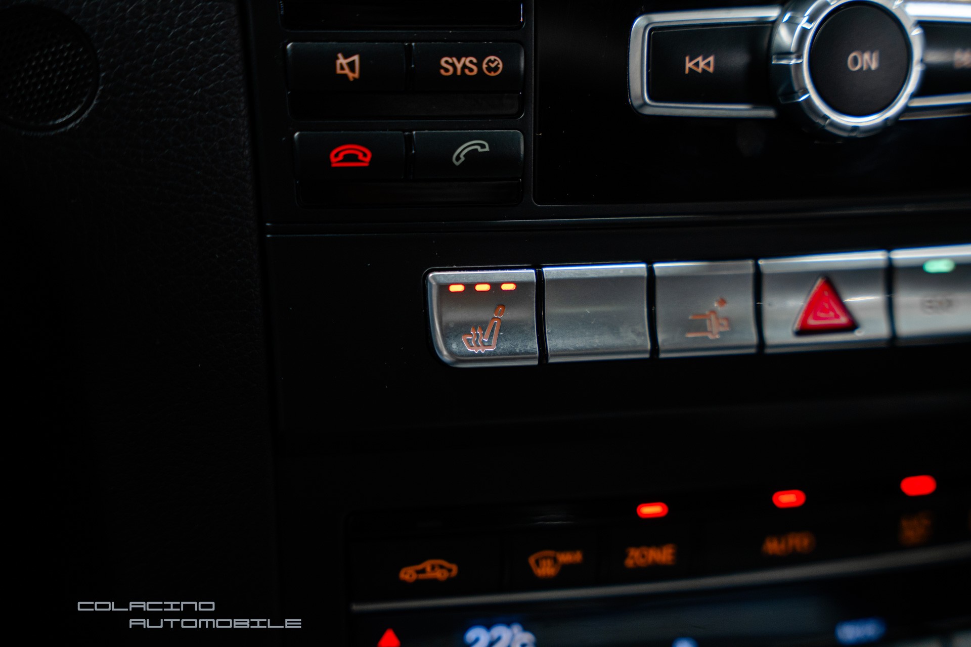 MERCEDES-BENZ E 350 4Matic 7G-Tronic-image-22