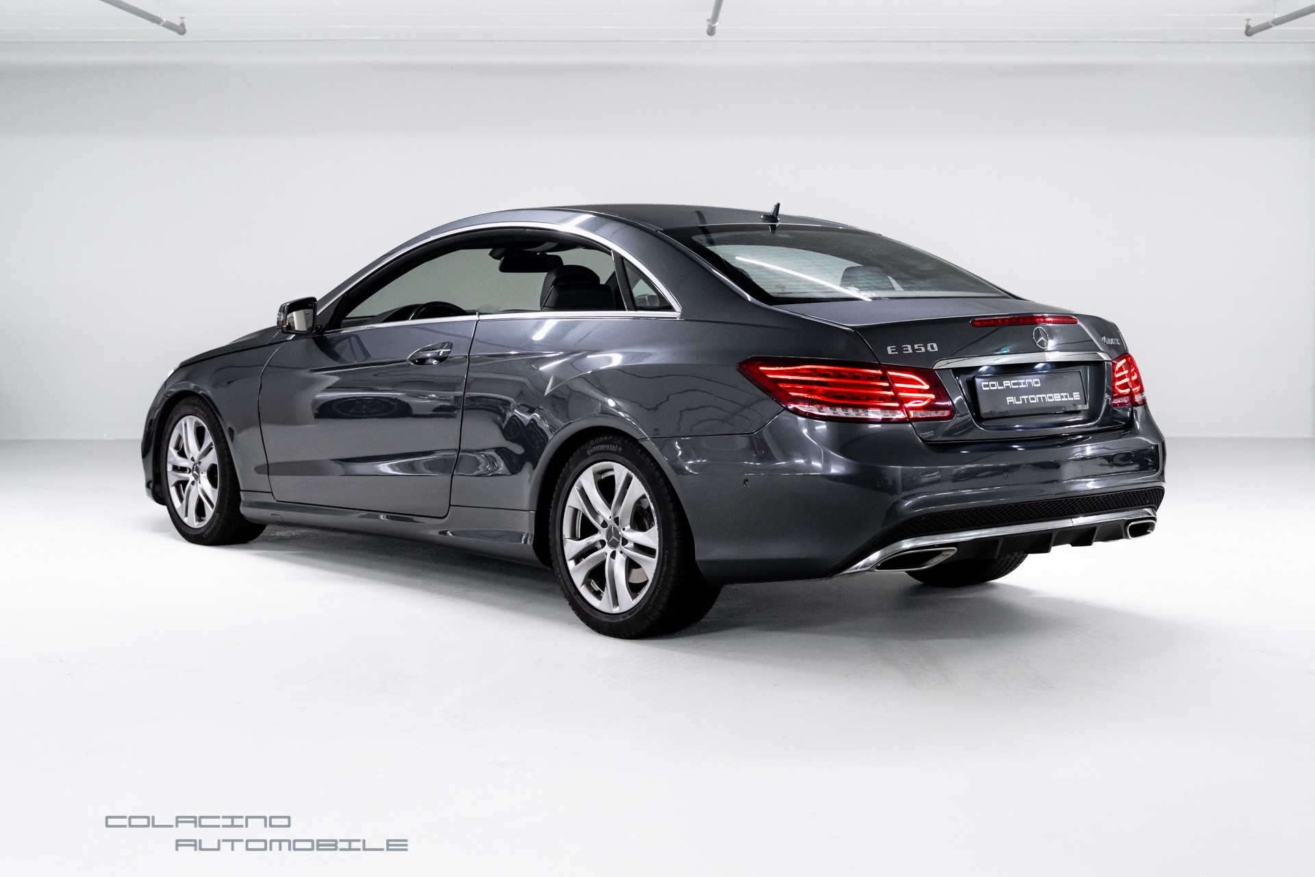 MERCEDES-BENZ E 350 4Matic 7G-Tronic-showroom-element-3