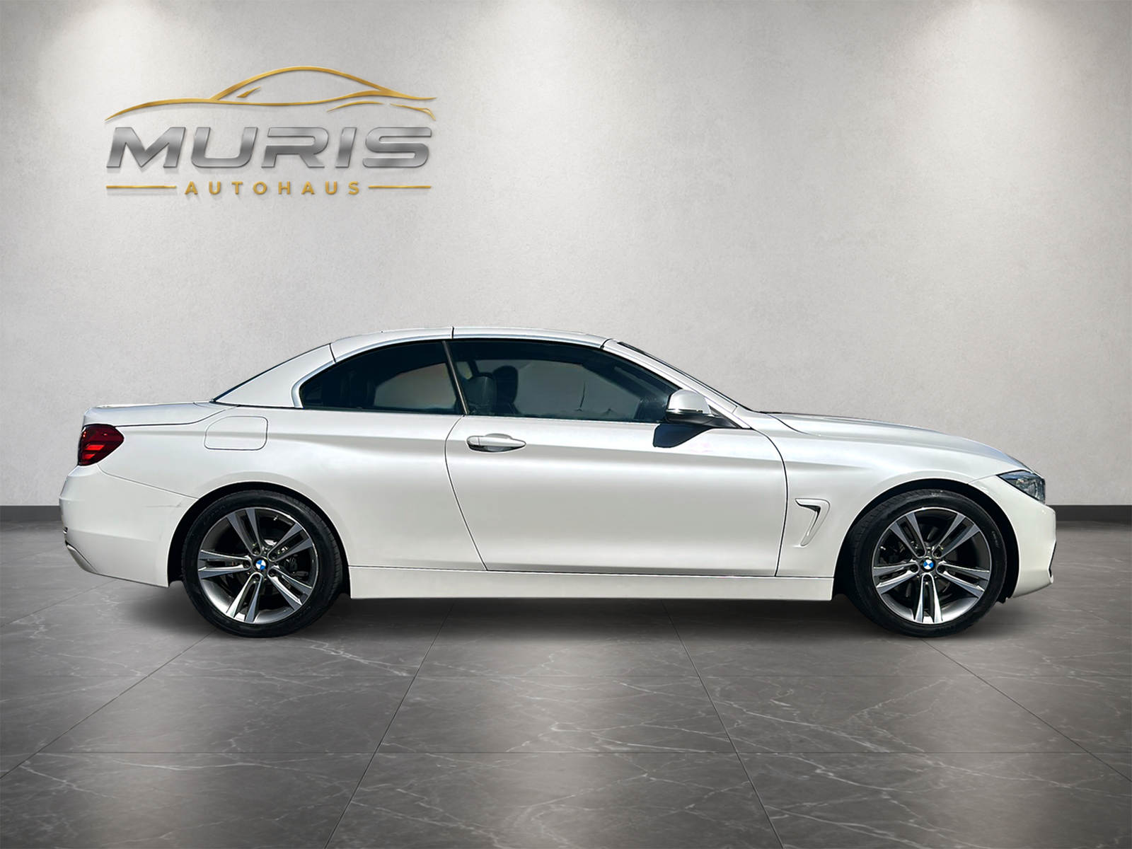 BMW 428i Cabriolet Sport Line-image-5