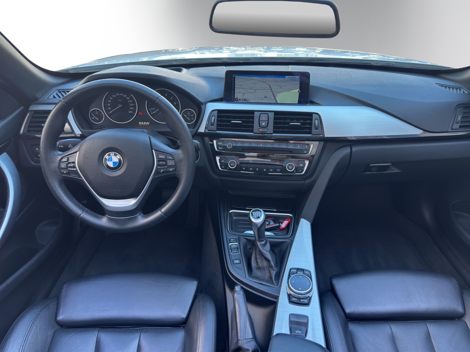 BMW 428i Cabriolet Sport Line-image-14