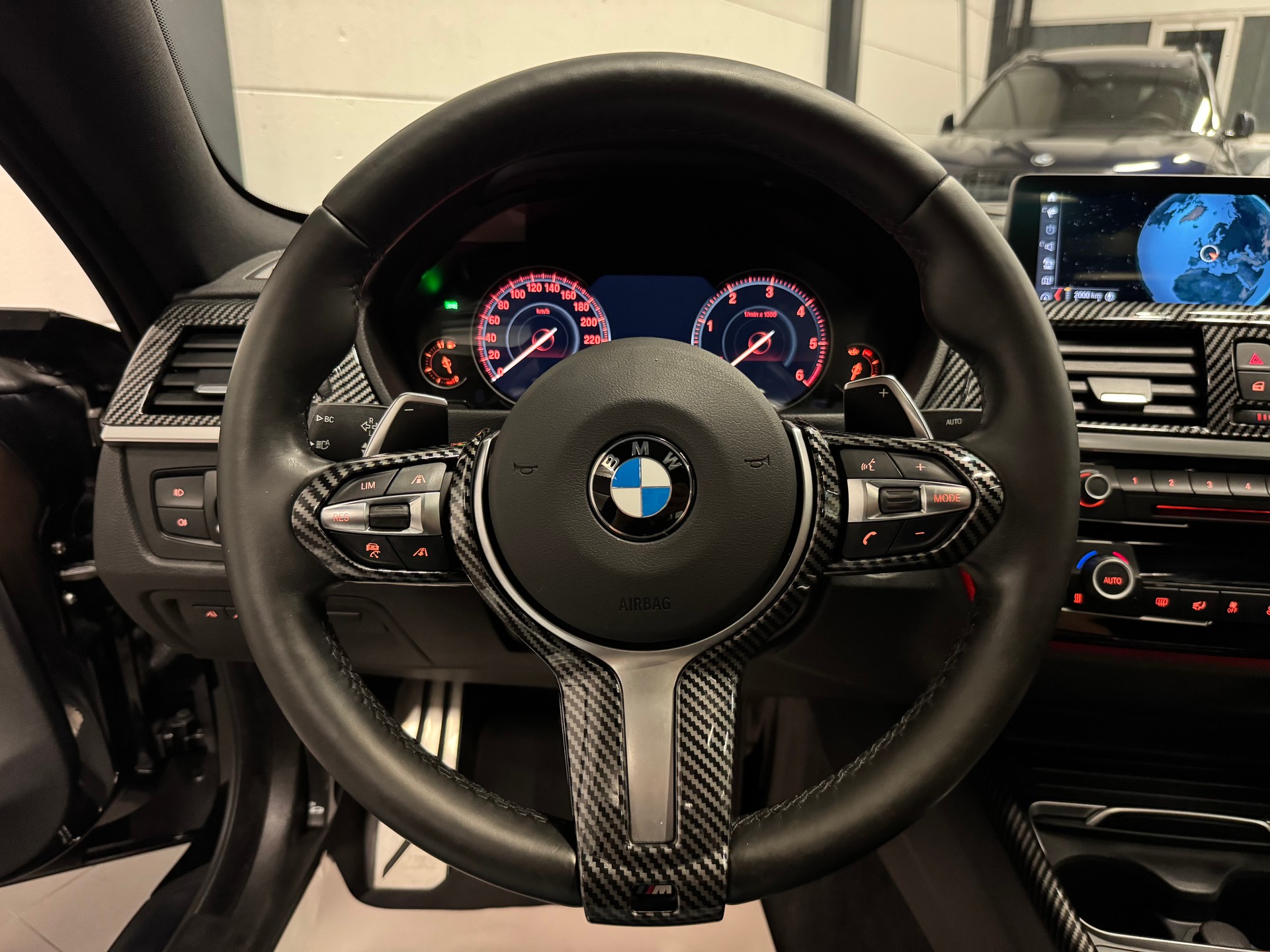 BMW 430d Coupé xDrive M Sport Steptronic-image-25