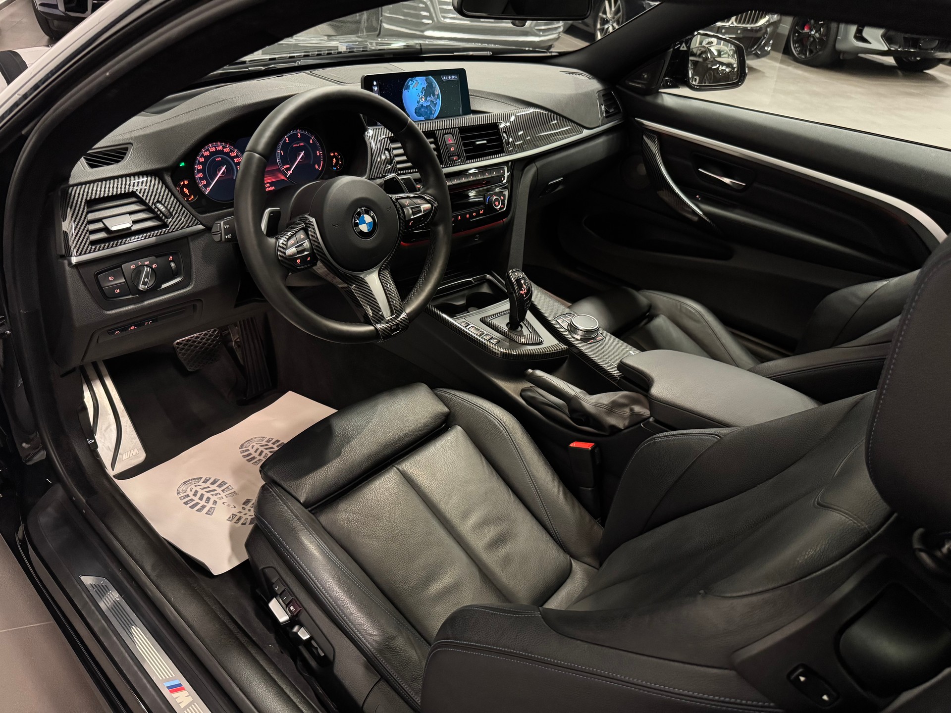 BMW 430d Coupé xDrive M Sport Steptronic-image-16