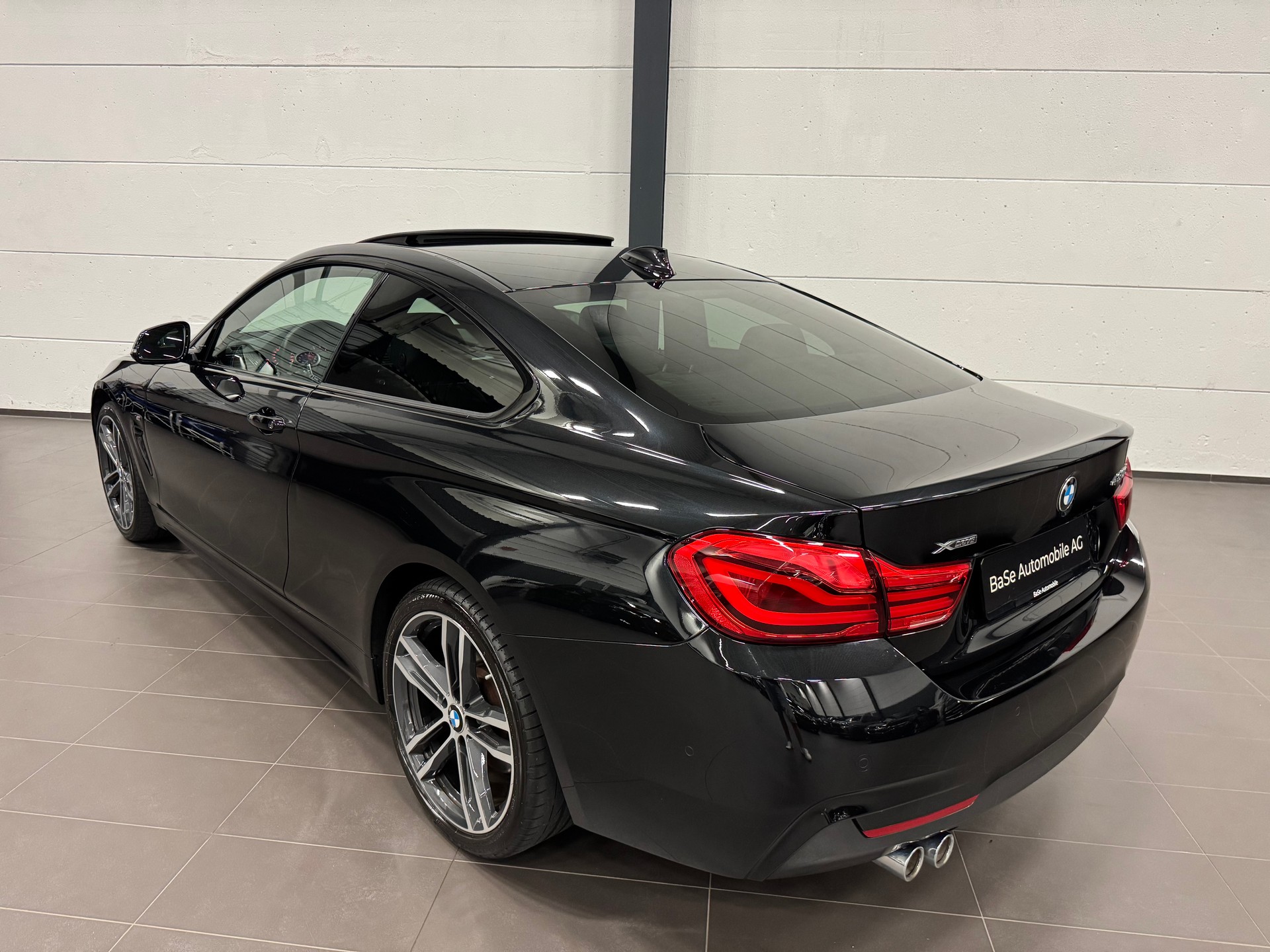 BMW 430d Coupé xDrive M Sport Steptronic-image-12
