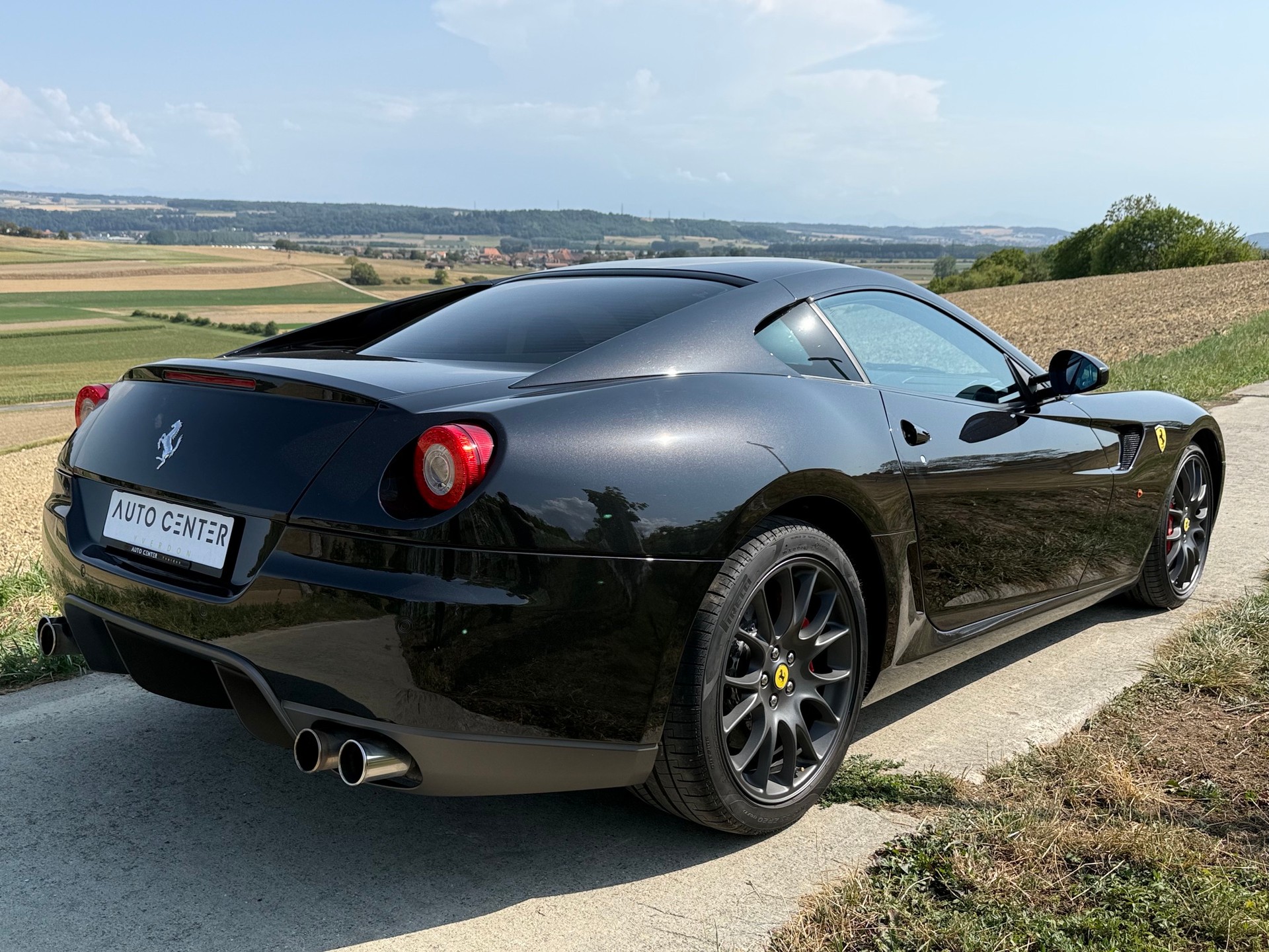 FERRARI 599 GTB-showroom-element-2