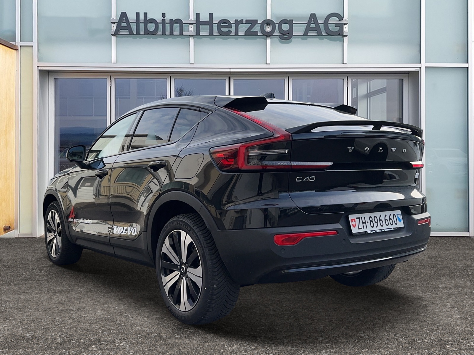VOLVO C40 P8 Twin Recharge Ultimate AWD-showroom-element-2