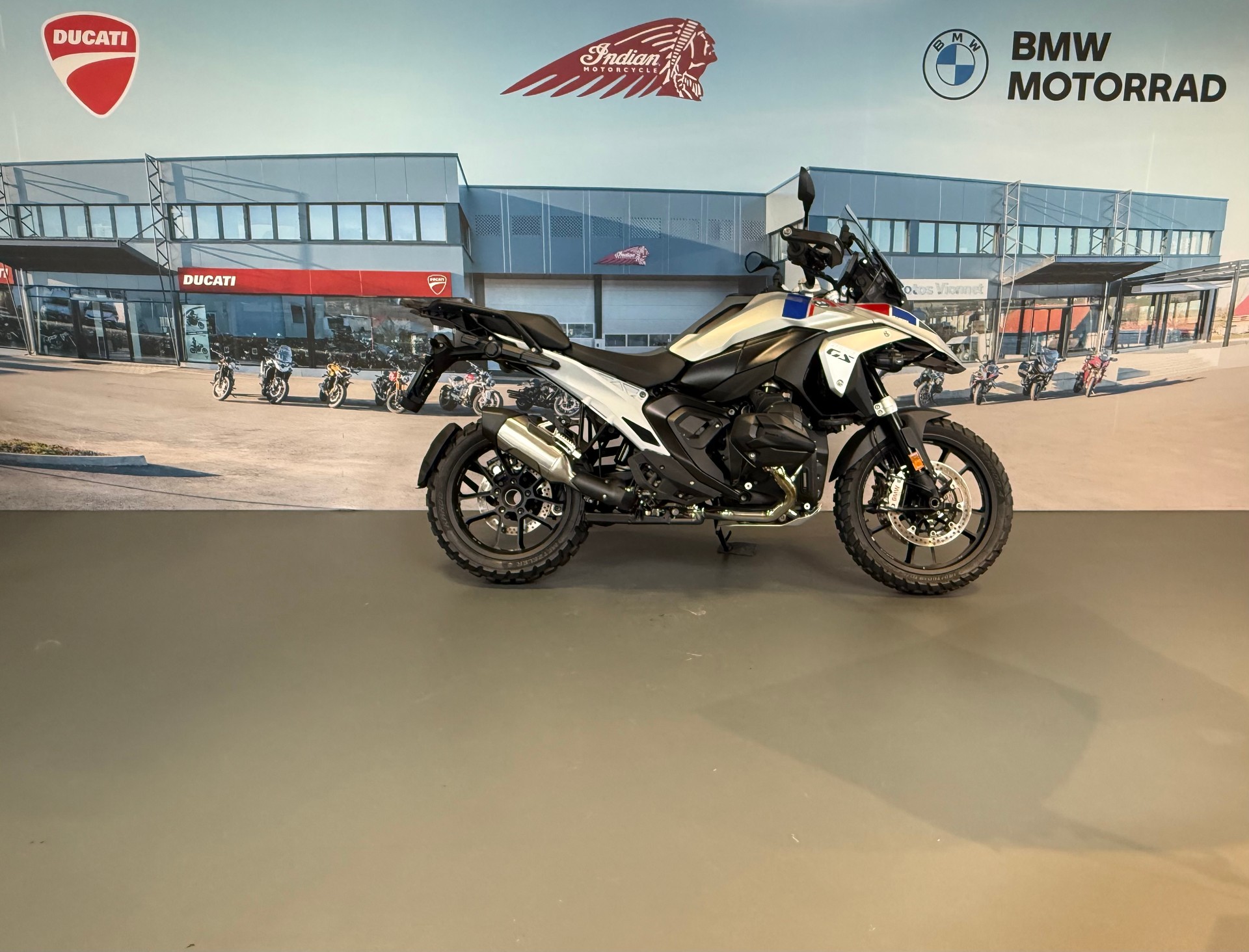 BMW R 1300 GS-image-4