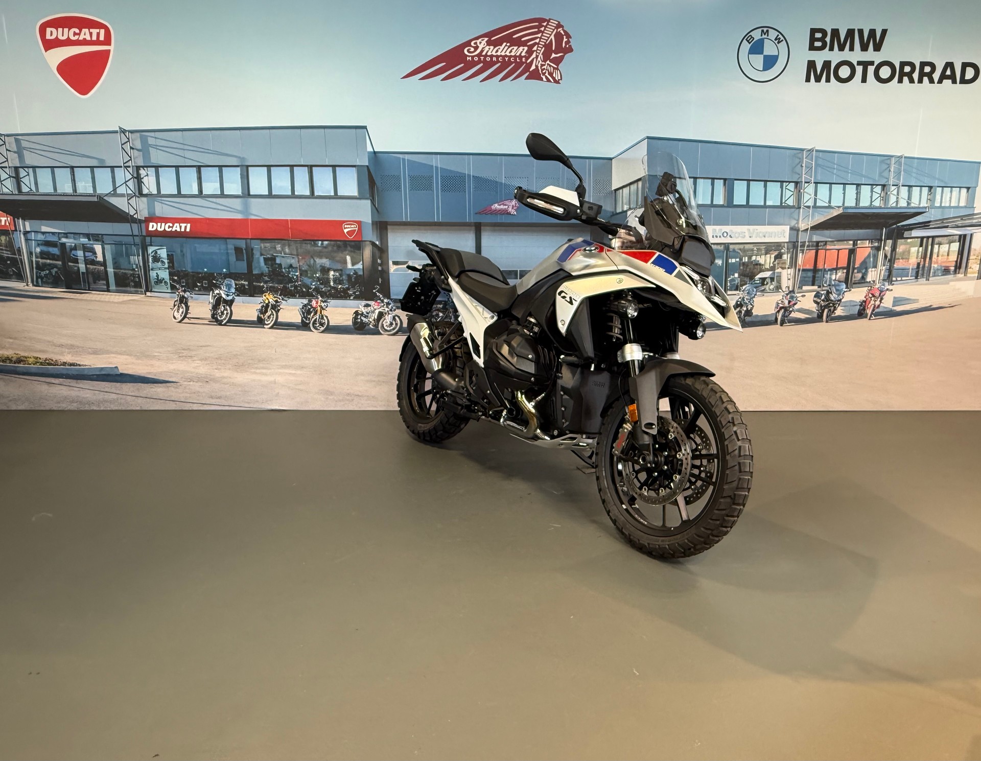 BMW R 1300 GS-image-0