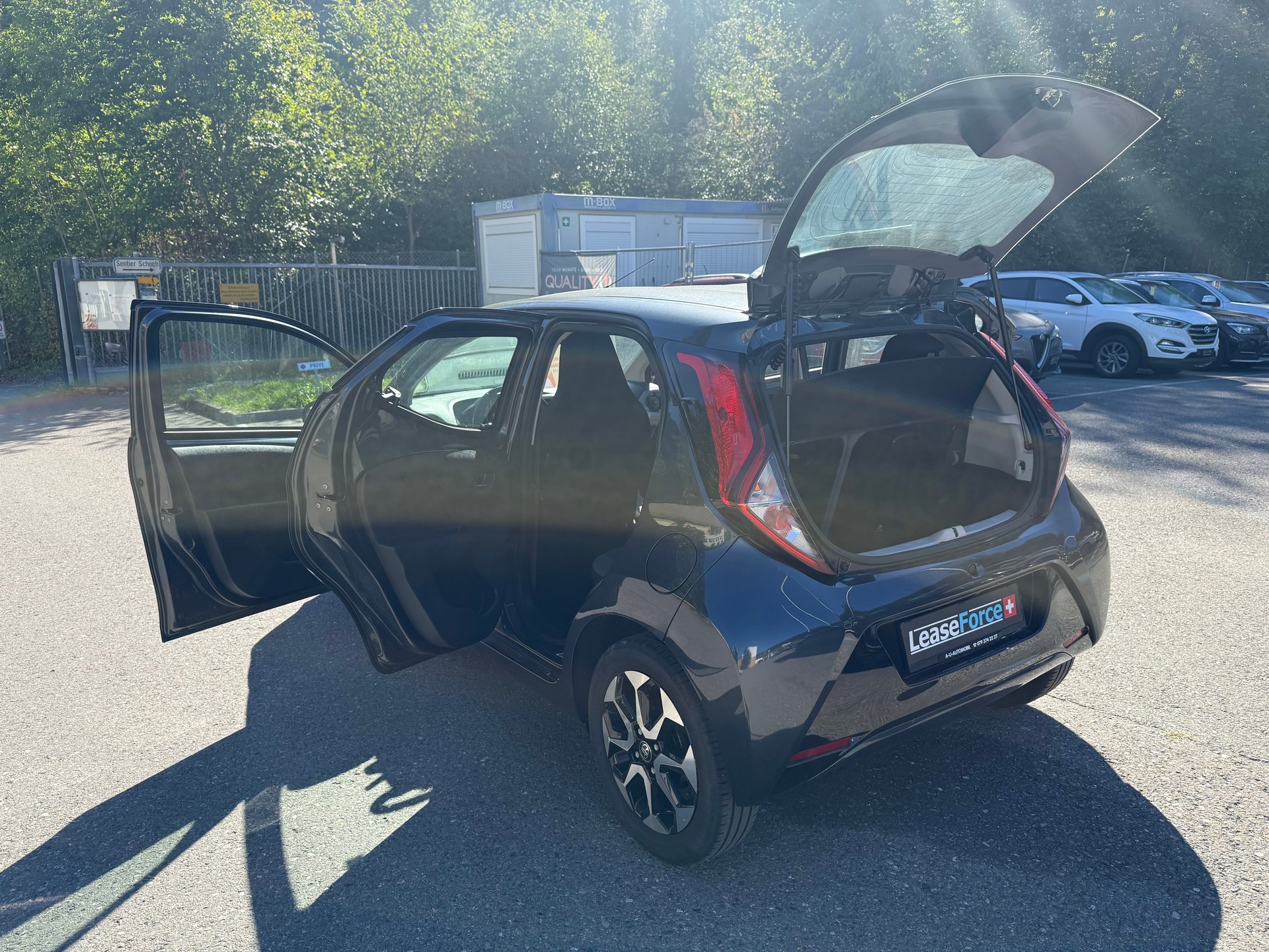 TOYOTA Aygo 1.0 VVT-i x-play X-shift-image-17