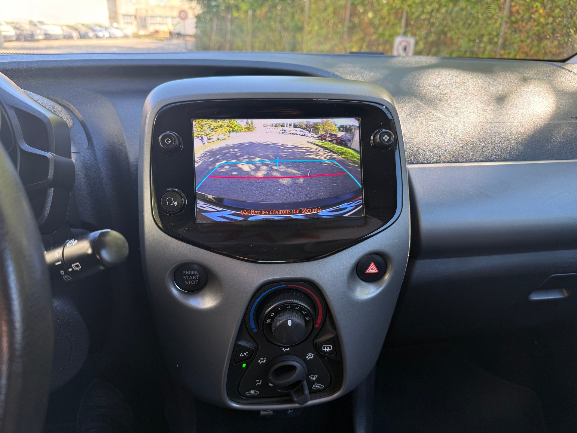 TOYOTA Aygo 1.0 VVT-i x-play X-shift-image-24