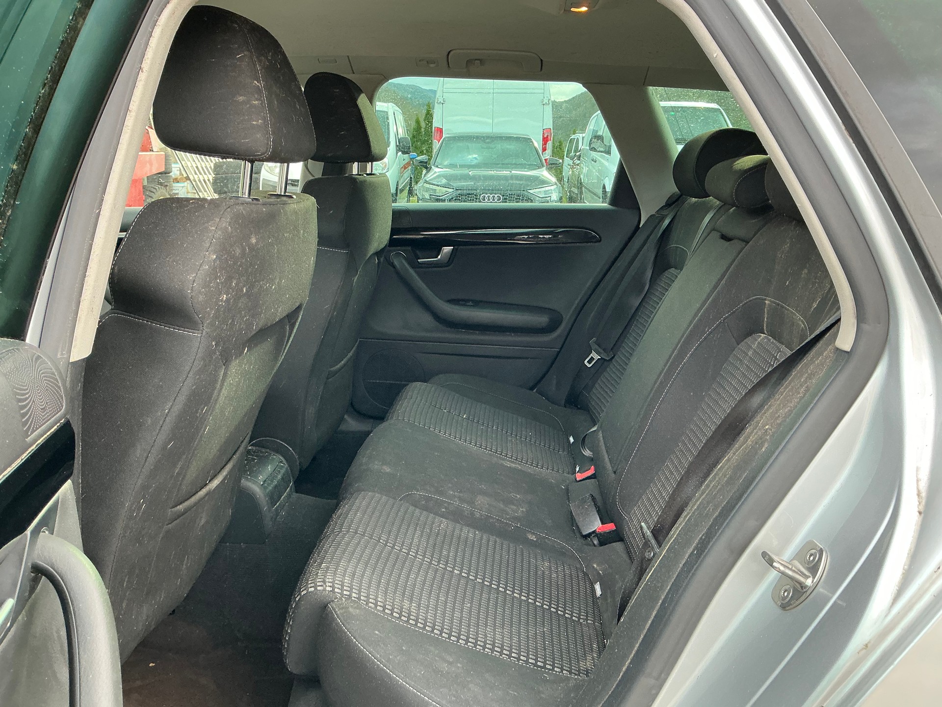 SEAT Exeo ST 2.0 TDI Reference multitronic-image-8