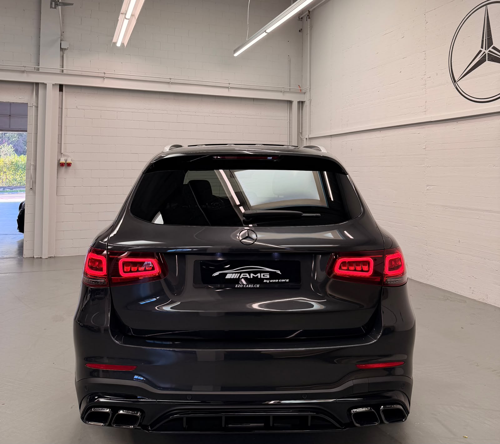 MERCEDES-BENZ GLC 300d (GLC63S Optik) Limited Grey&Black Performance 4Matic 9G-Tronic-image-8