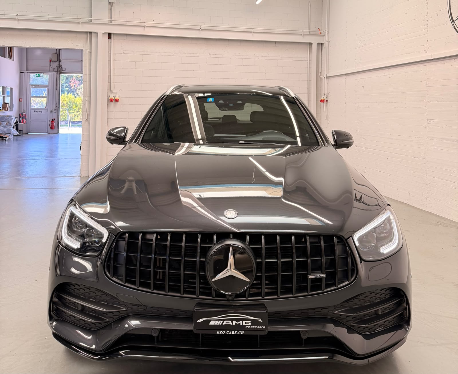 MERCEDES-BENZ GLC 300d (GLC63S Optik) Limited Grey&Black Performance 4Matic 9G-Tronic-showroom-element-2