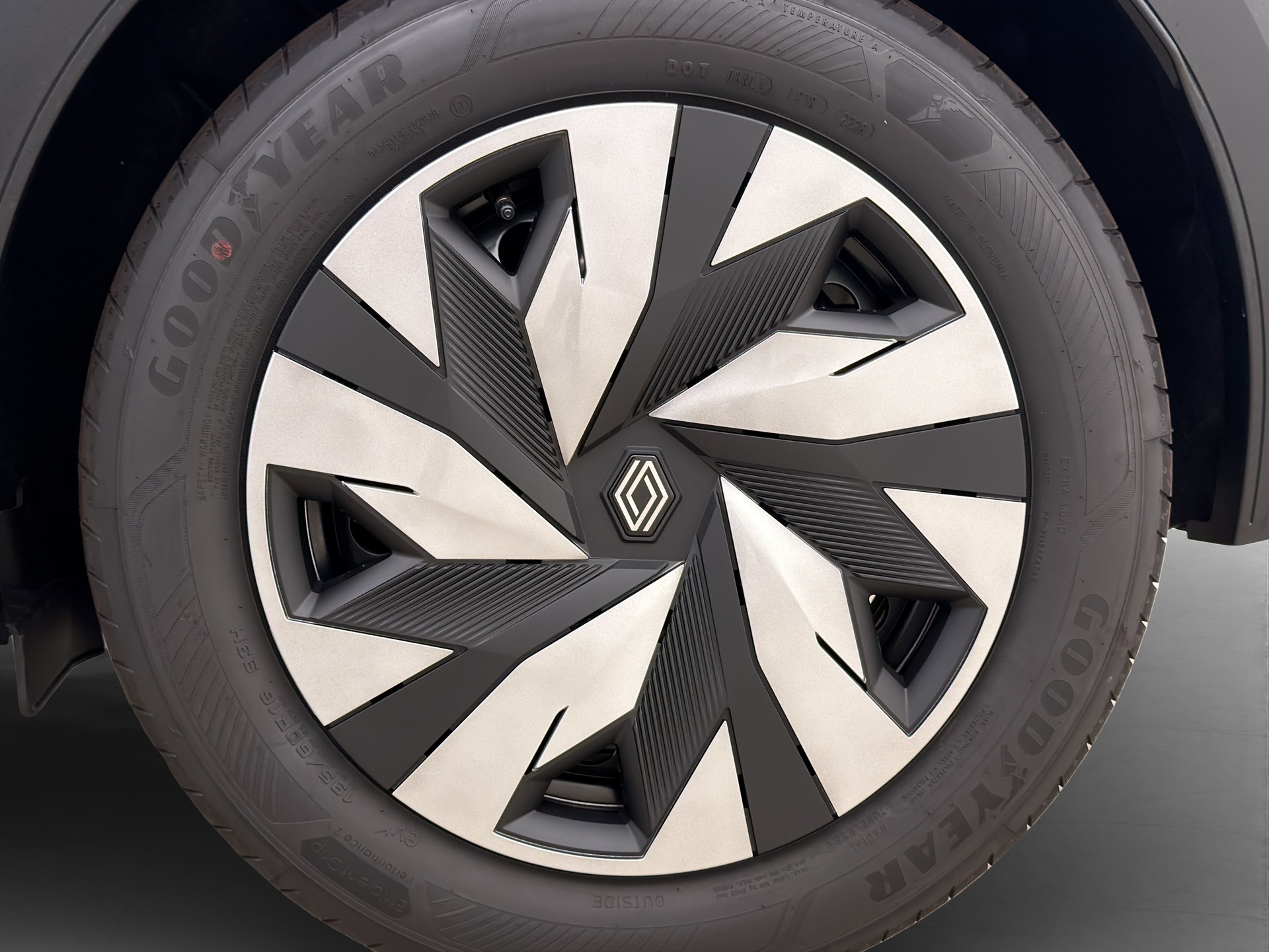 RENAULT Clio 1.2 TCe evolution EDC-image-5