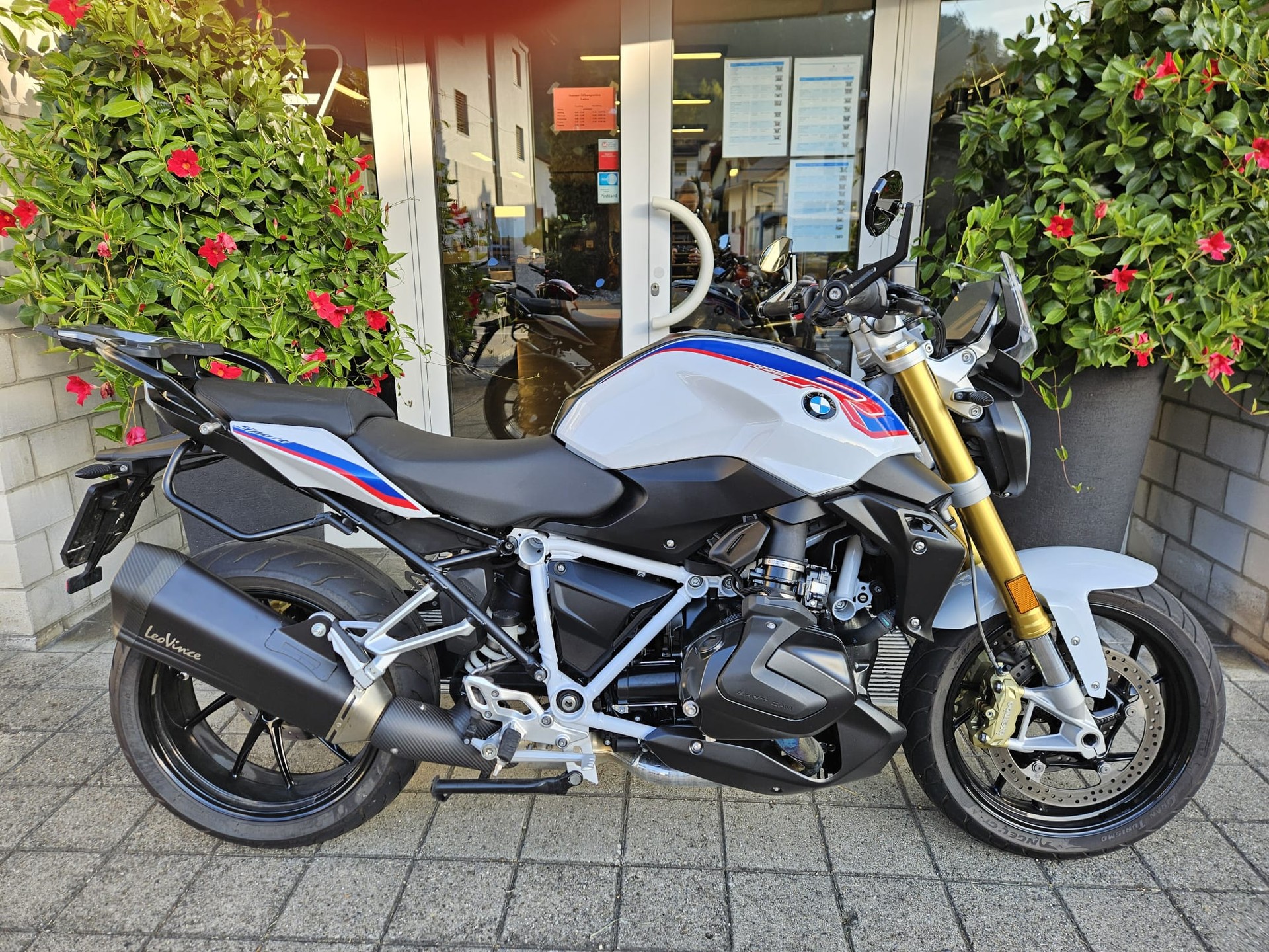 BMW R 1250 R-image-1