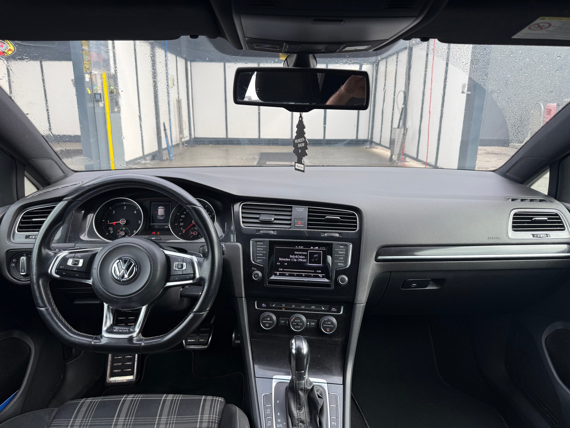 VW Golf 2.0 TDI GTD DSG-image-9