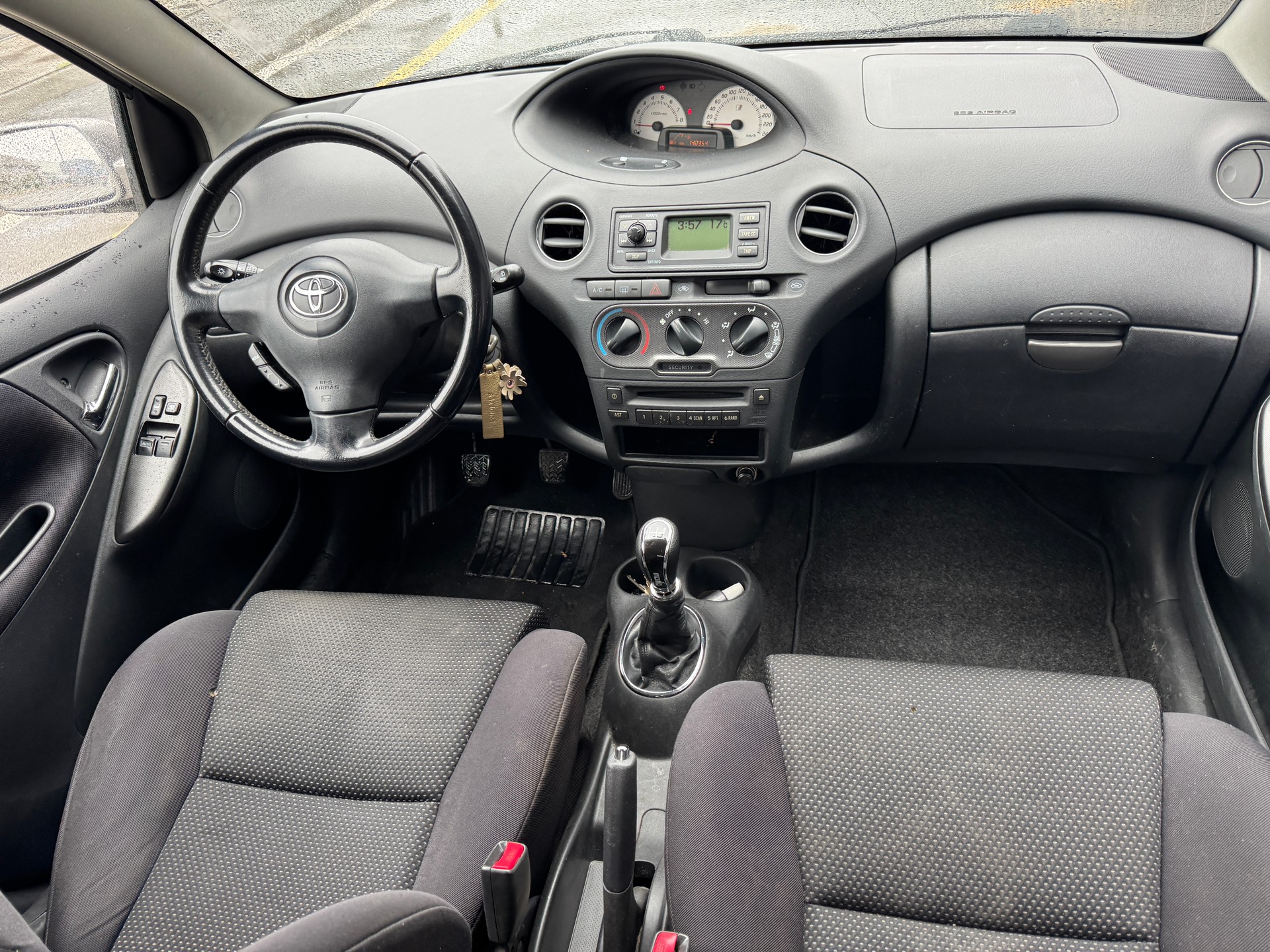 TOYOTA Yaris 1.5 TS-image-7