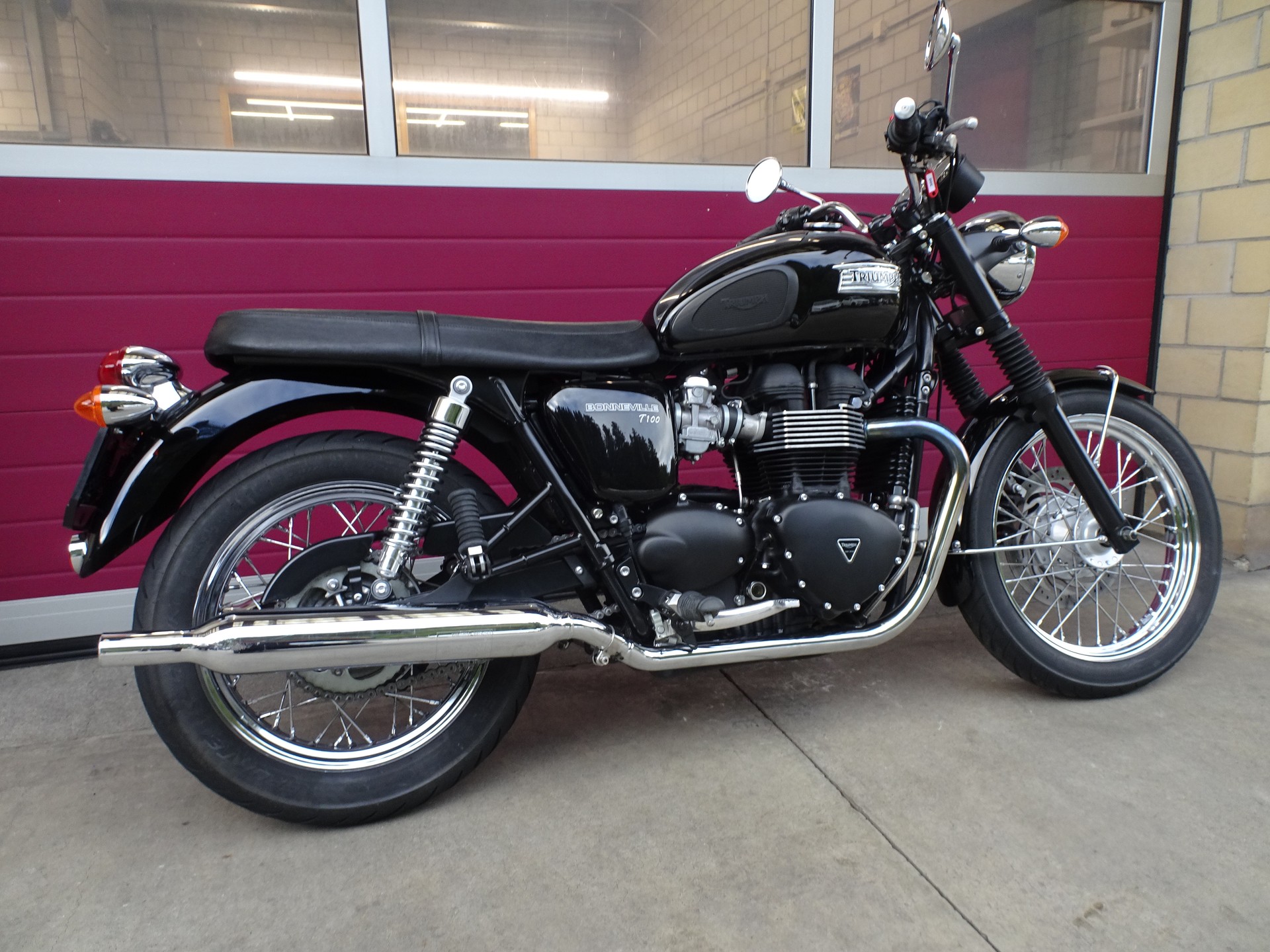 TRIUMPH Bonneville T 100 (25kW)-image-8