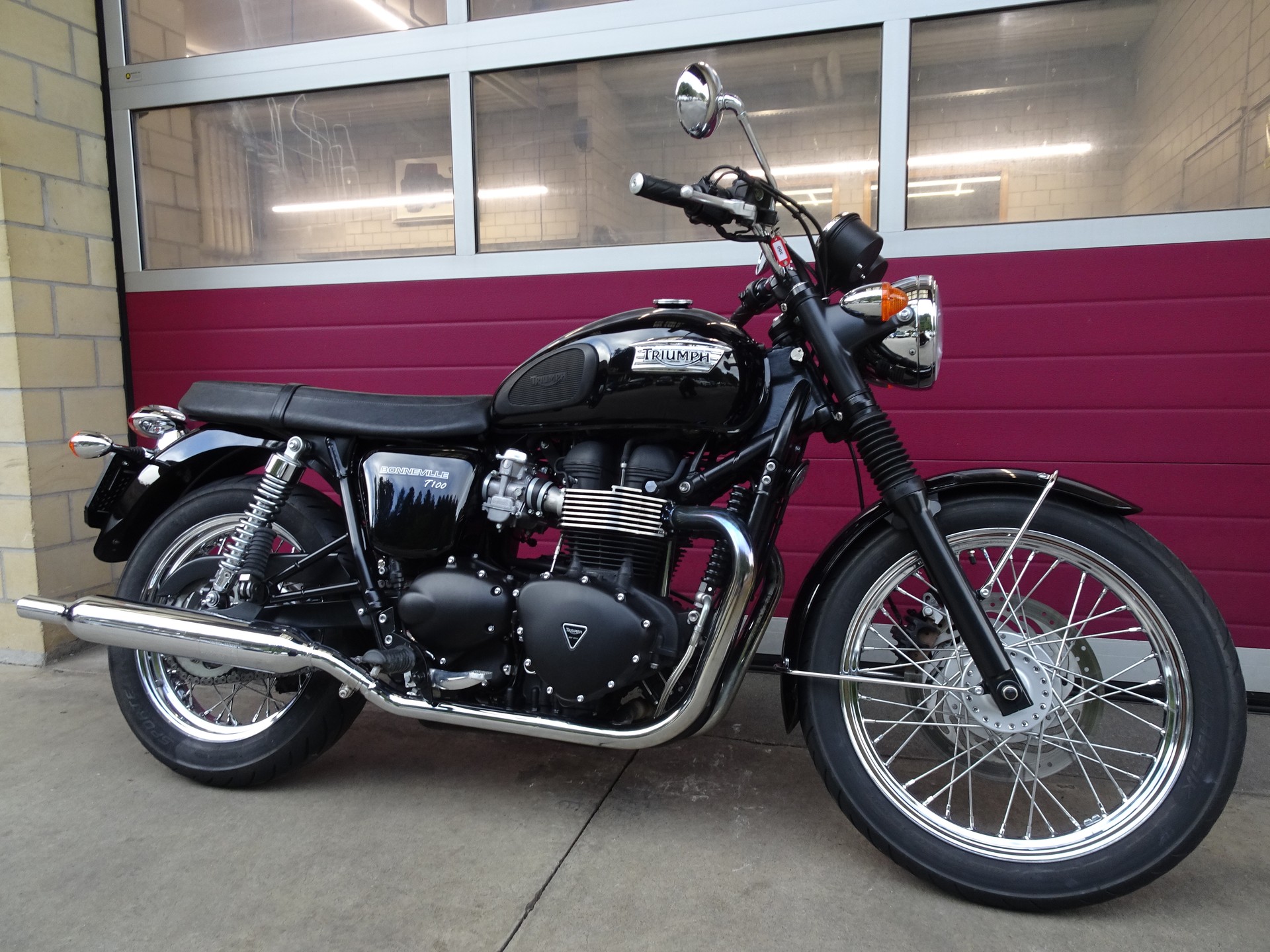 TRIUMPH Bonneville T 100 (25kW)-image-10