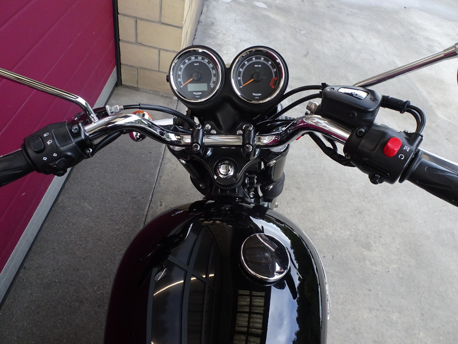 TRIUMPH Bonneville T 100 (25kW)-image-5