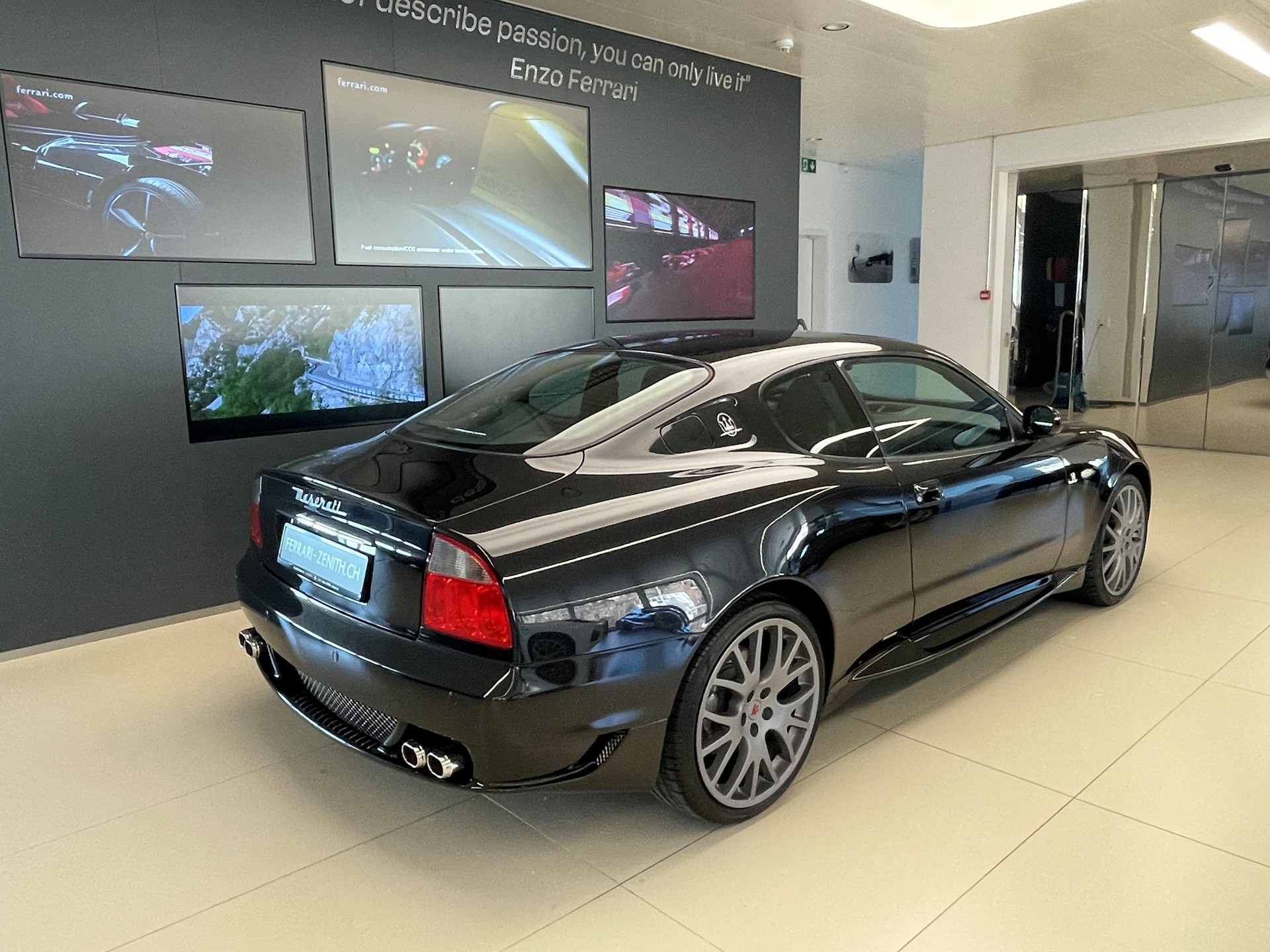MASERATI Coupé GranSport-image-4