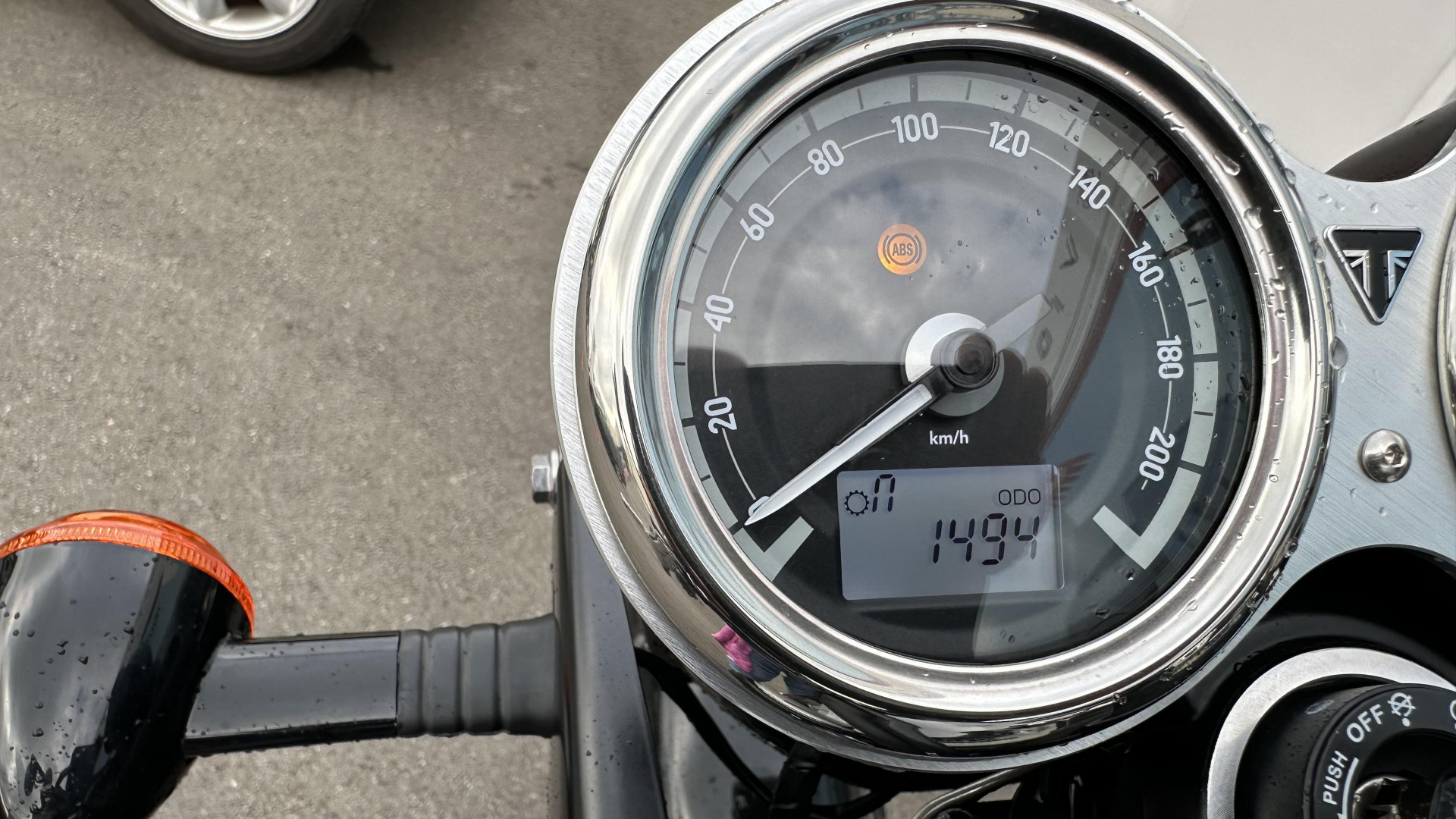 TRIUMPH Bonneville T120 Black-image-1