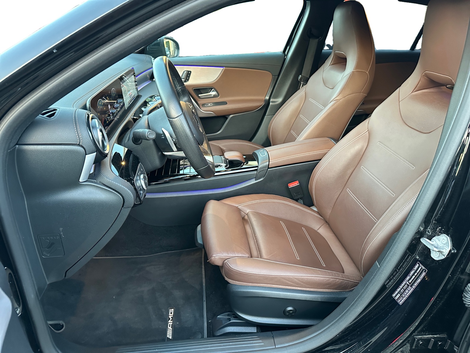 MERCEDES-BENZ A 250 4Matic AMG Line 4Matic 7G-DCT-image-13