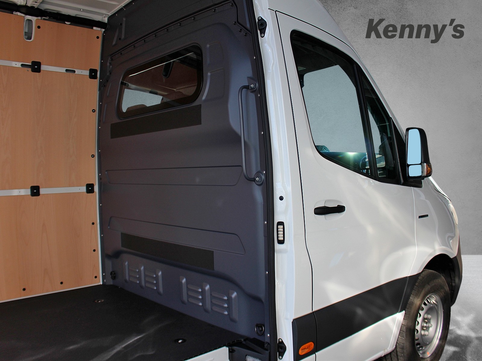 MERCEDES-BENZ eSprinter 320 Pro KA 3665mm S-image-7