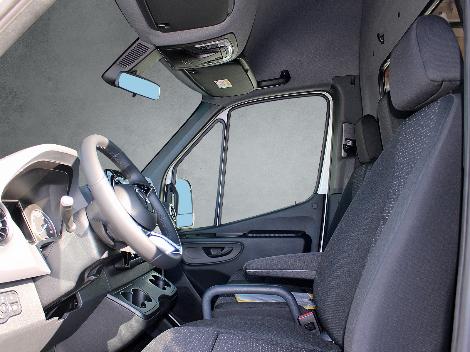 MERCEDES-BENZ eSprinter 320 Pro KA 3665mm S-image-6