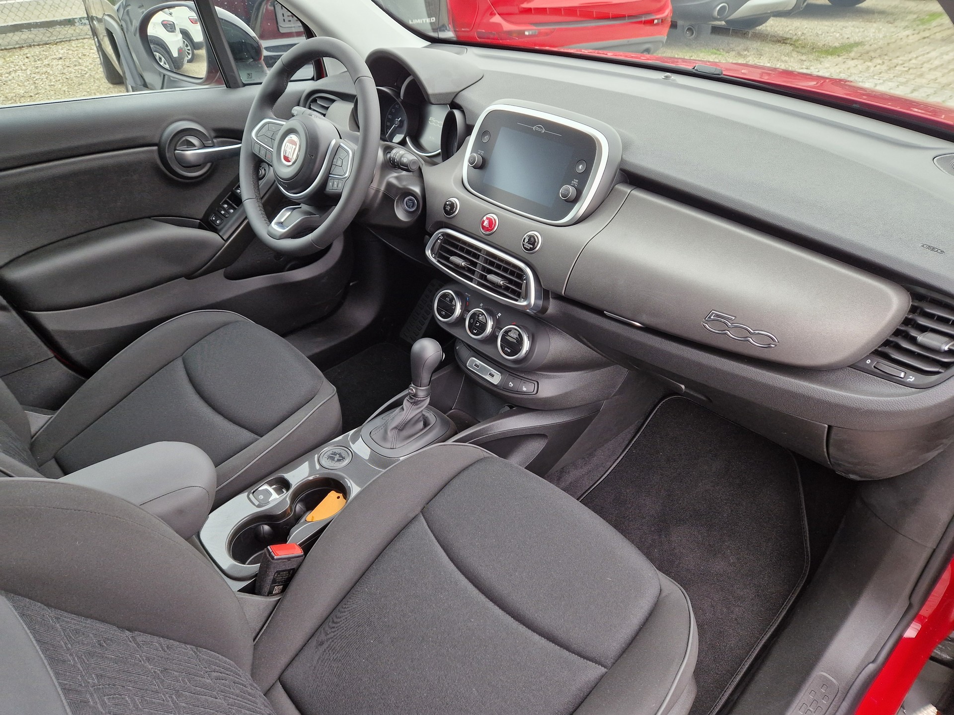 FIAT 500X 1.5 Hybrid Neuve automatique DCT-image-8