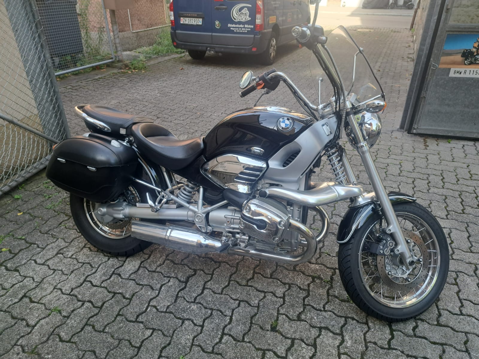 BMW R 1200 C Classic-image-1